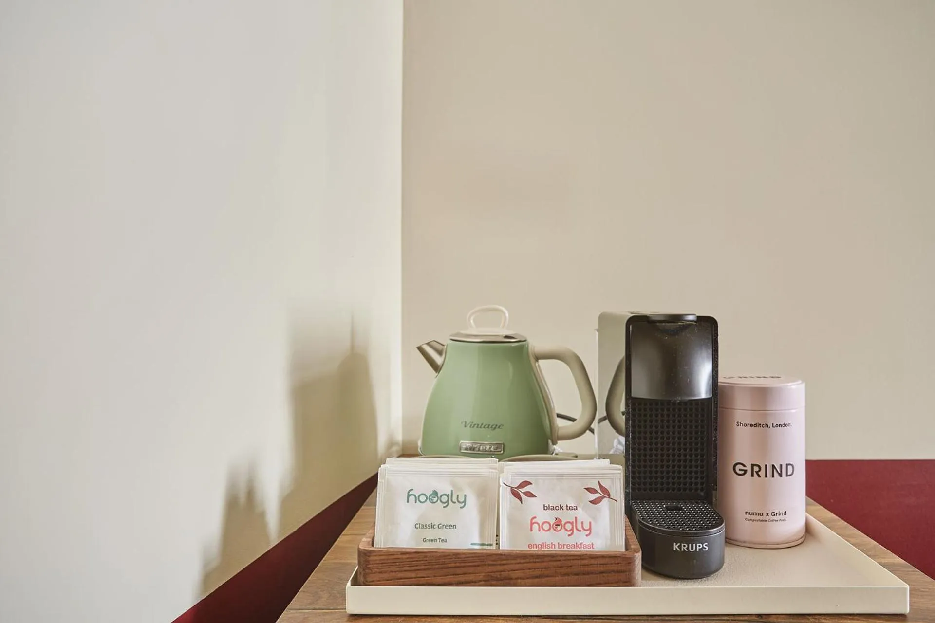 Coffee/tea facilities in Numa Paris Champs-Élysées