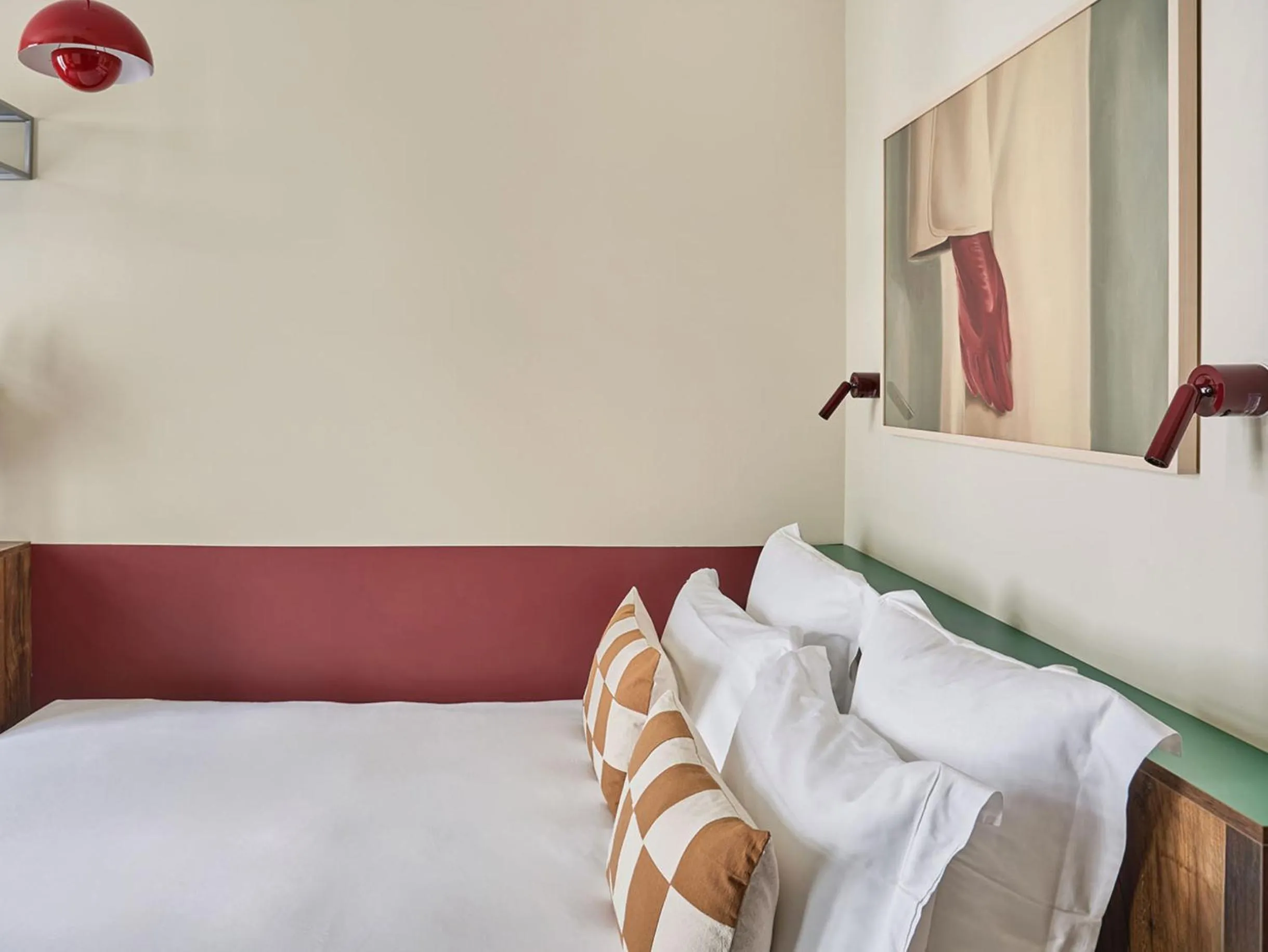 Bedroom, Bed in Numa Paris Champs-Élysées