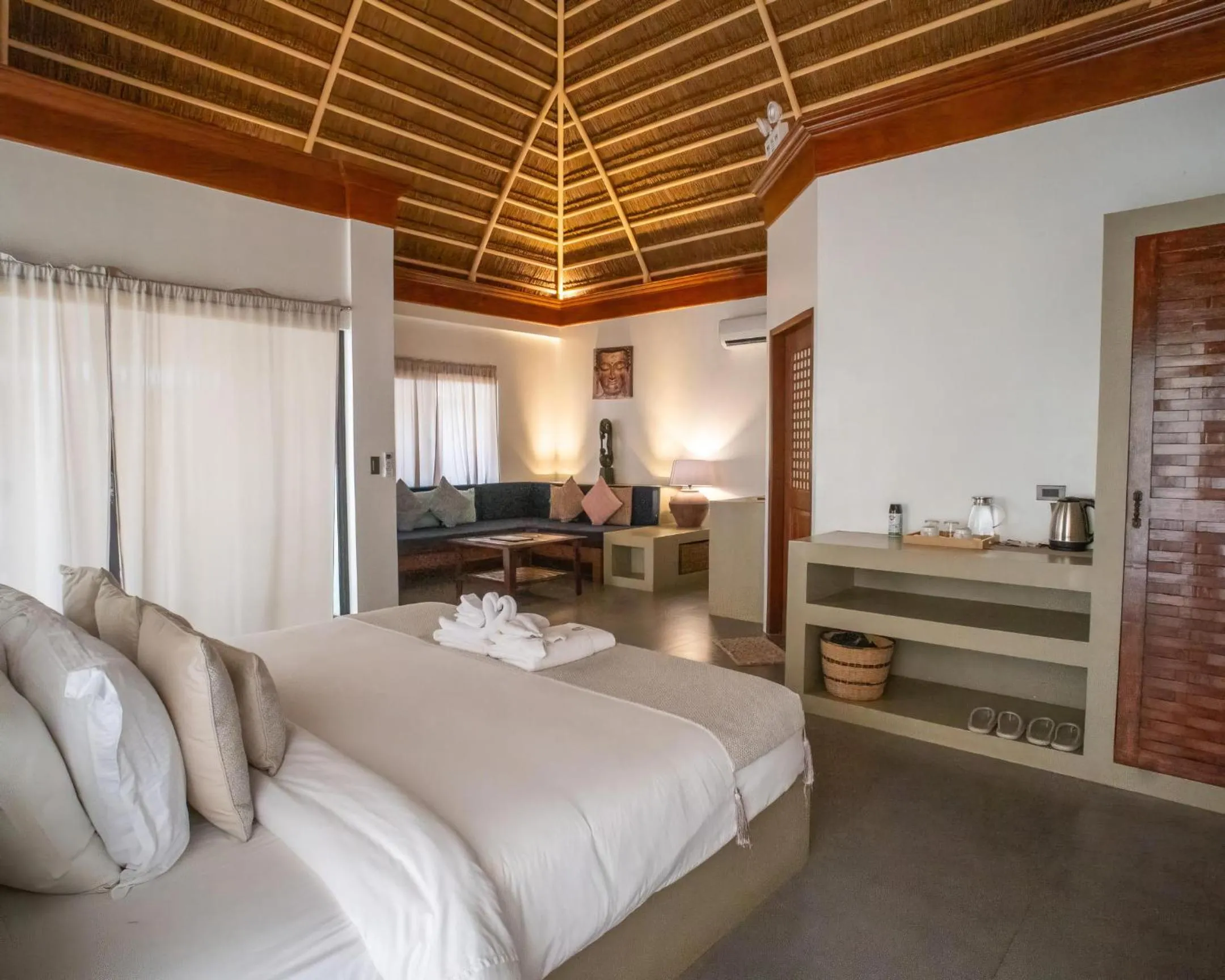 Bed in Villa Kasadya