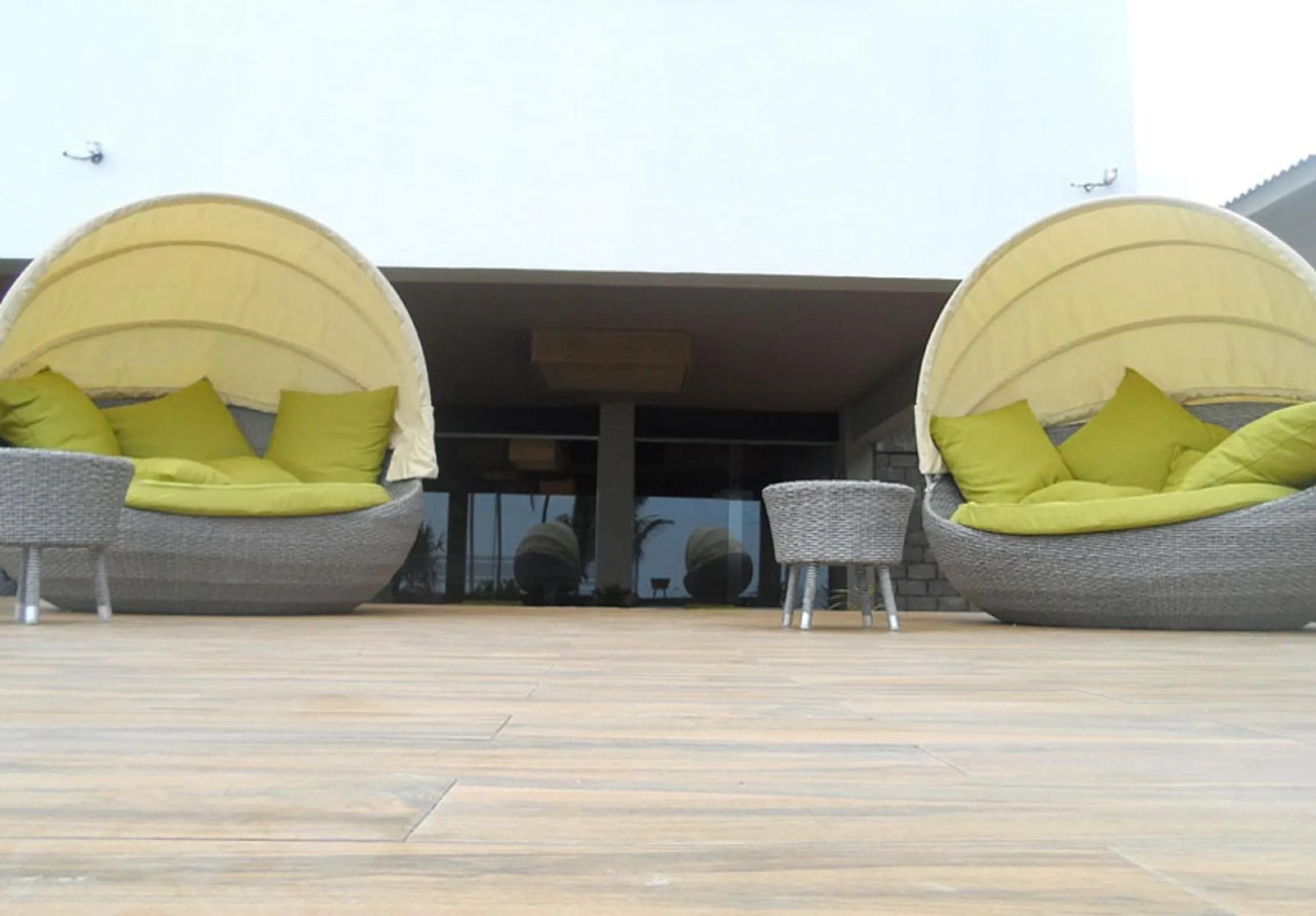 Garden in Avenra Beach Hikkaduwa