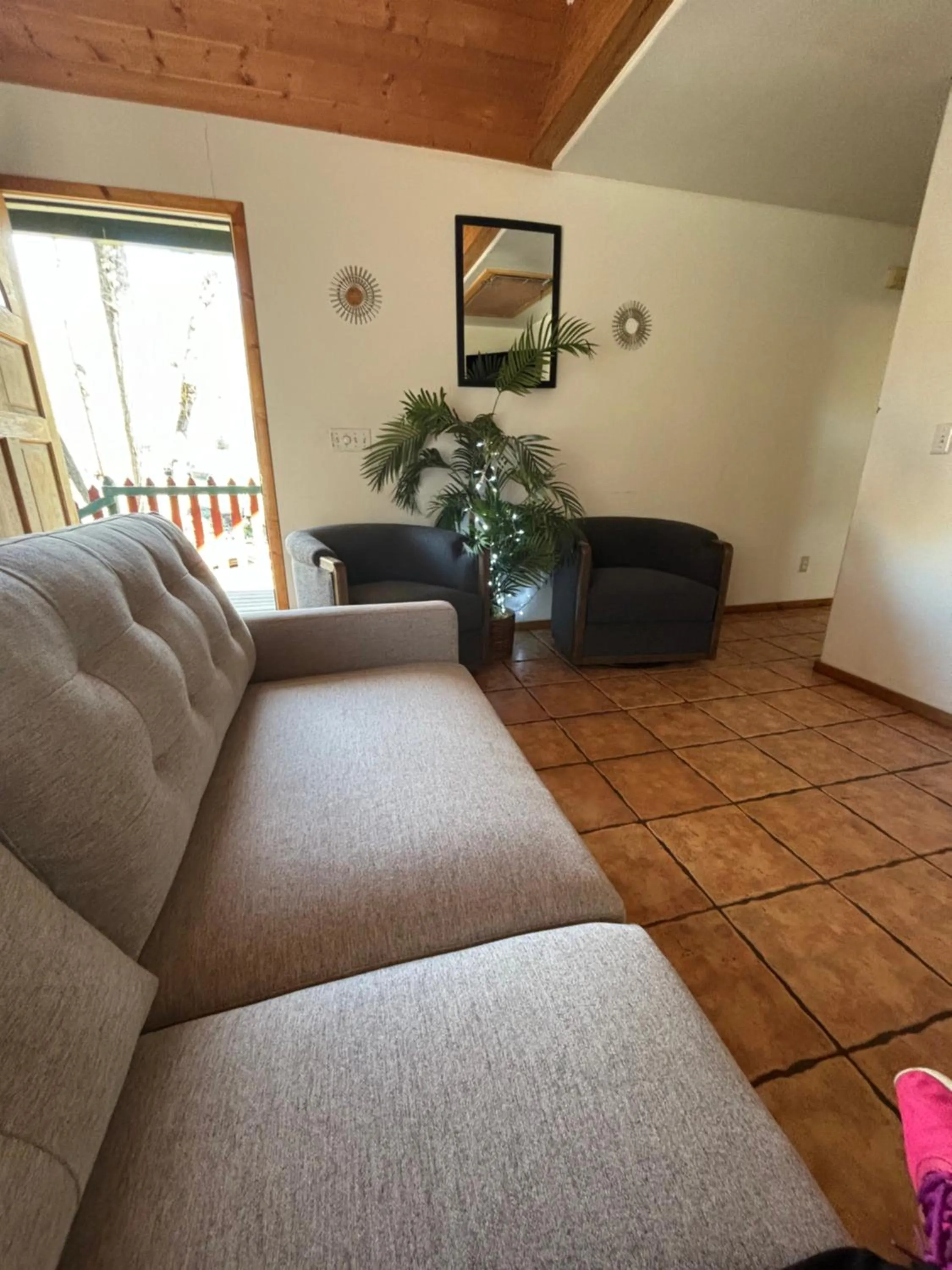 Sequoia River Front Cabins