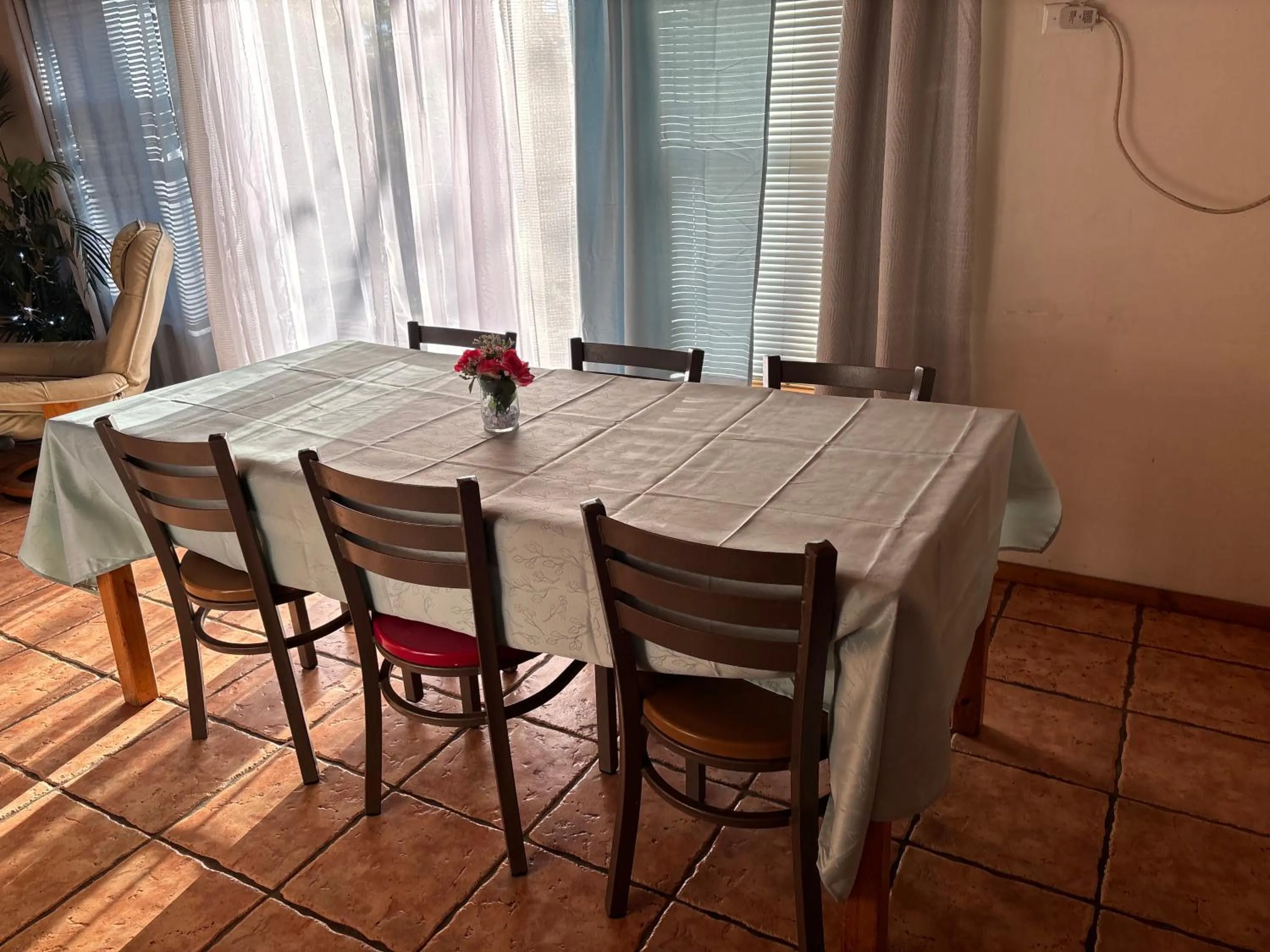 Dining area in Sequoia River Front Cabins