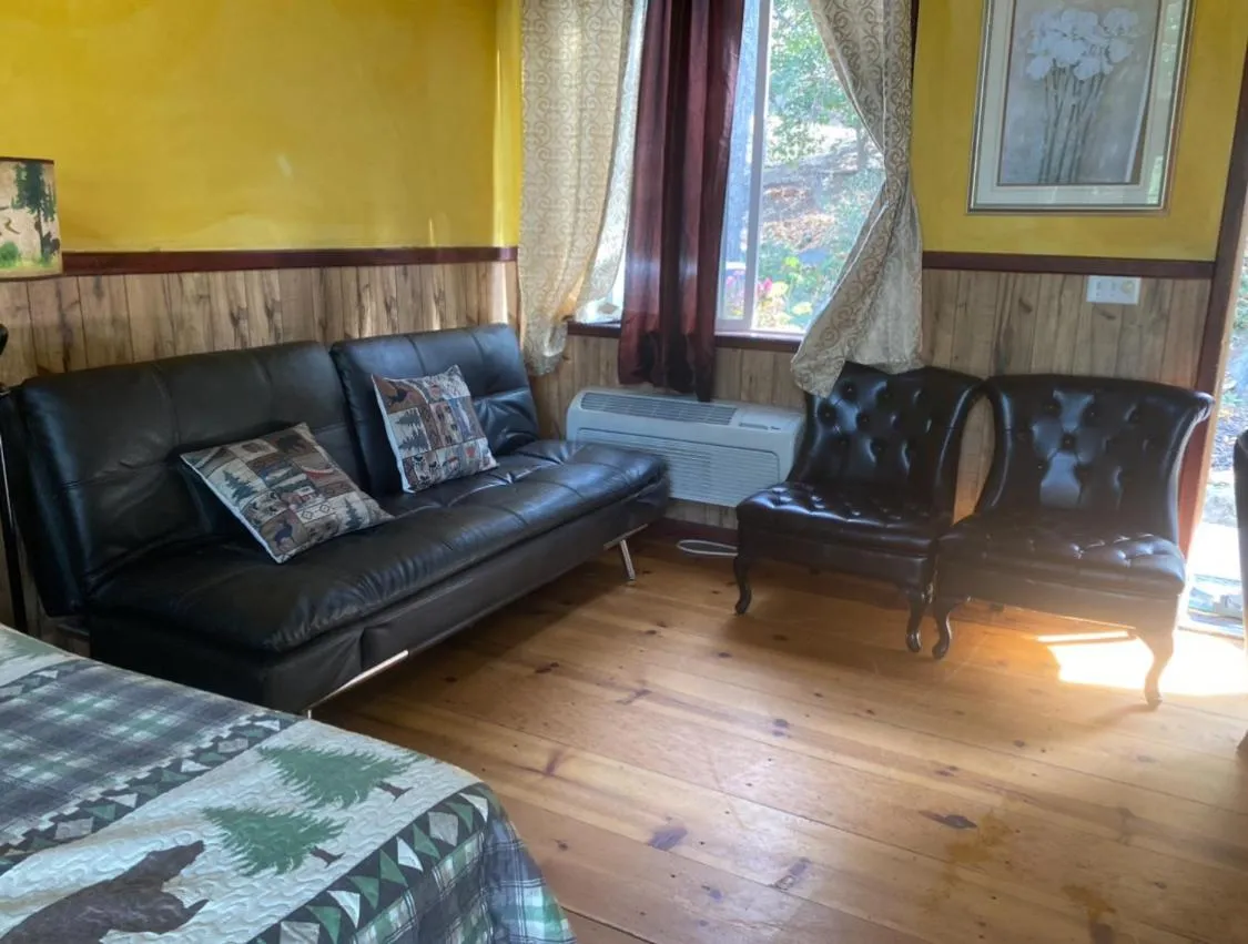 Living room in Sequoia River Front Cabins