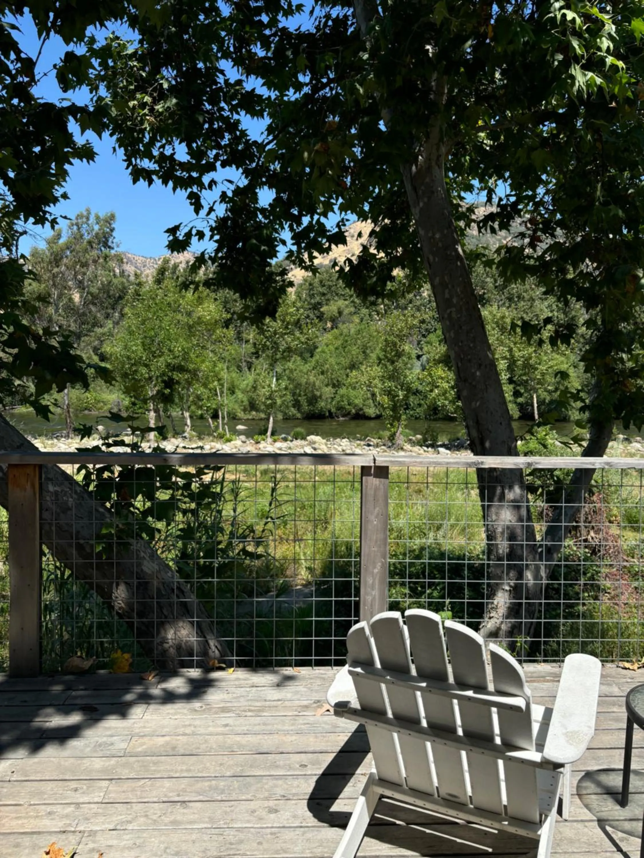 Balcony/Terrace in Sequoia River Front Cabins
