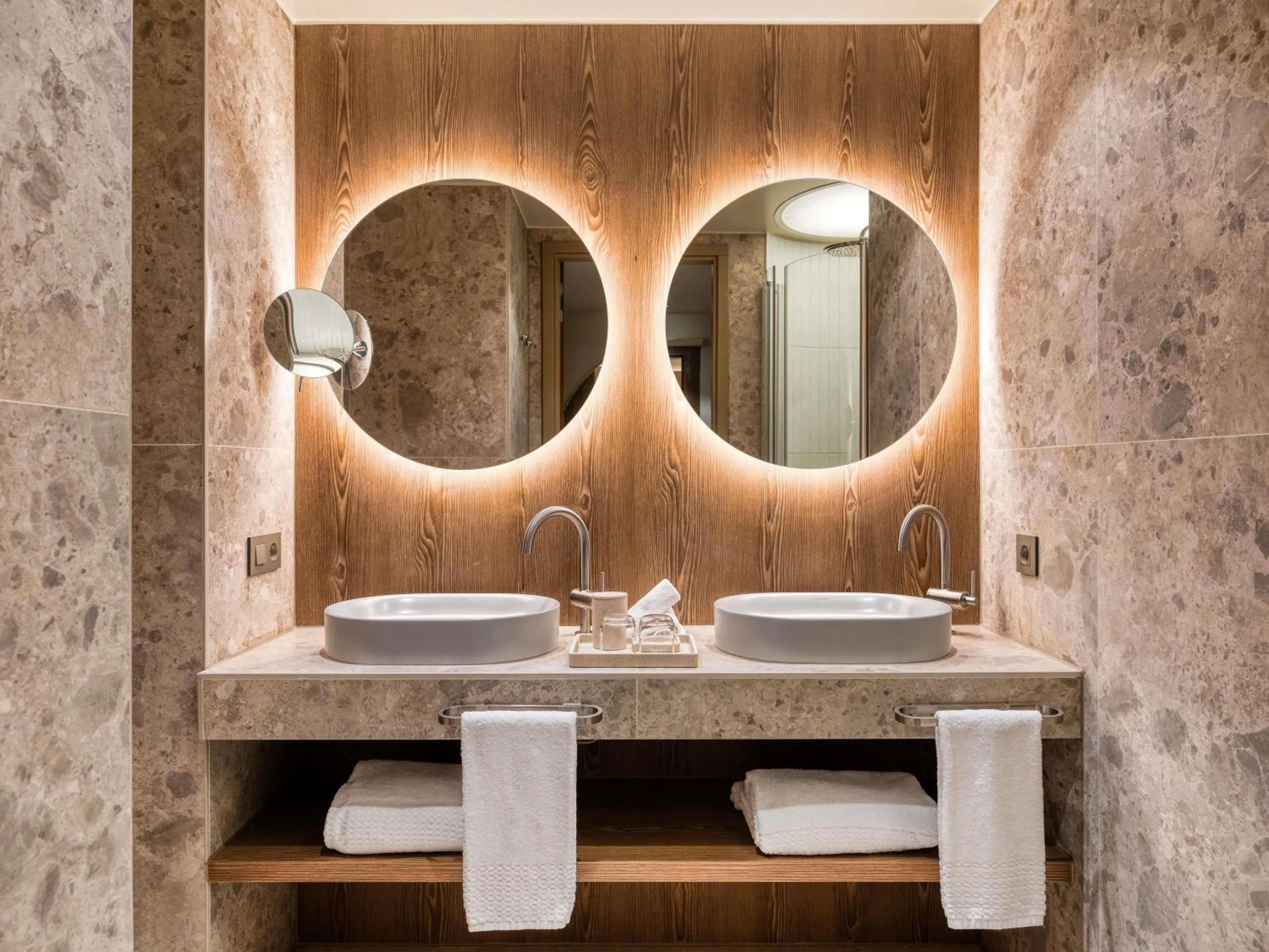 Bedroom in Mövenpick hotel Brussels airport