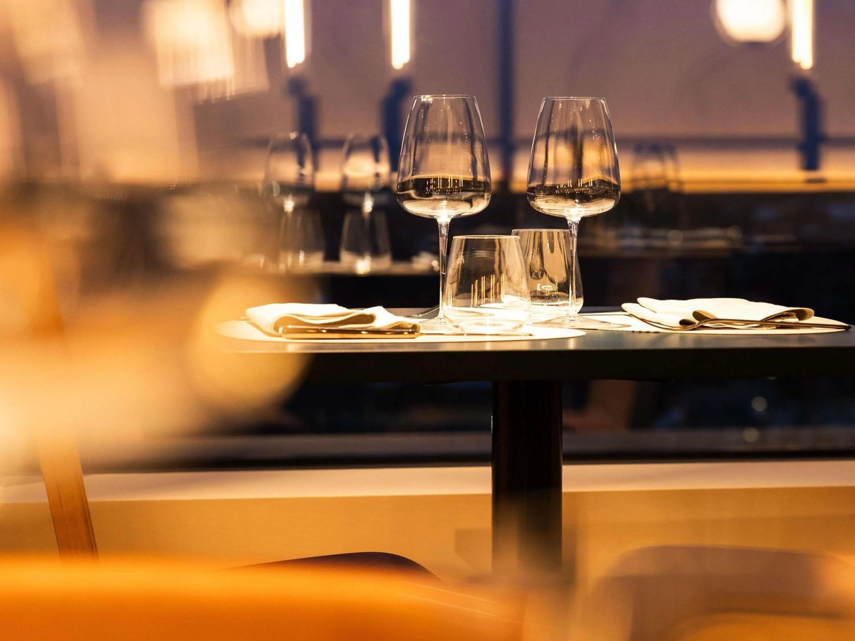 Restaurant/places to eat in Mövenpick hotel Brussels airport