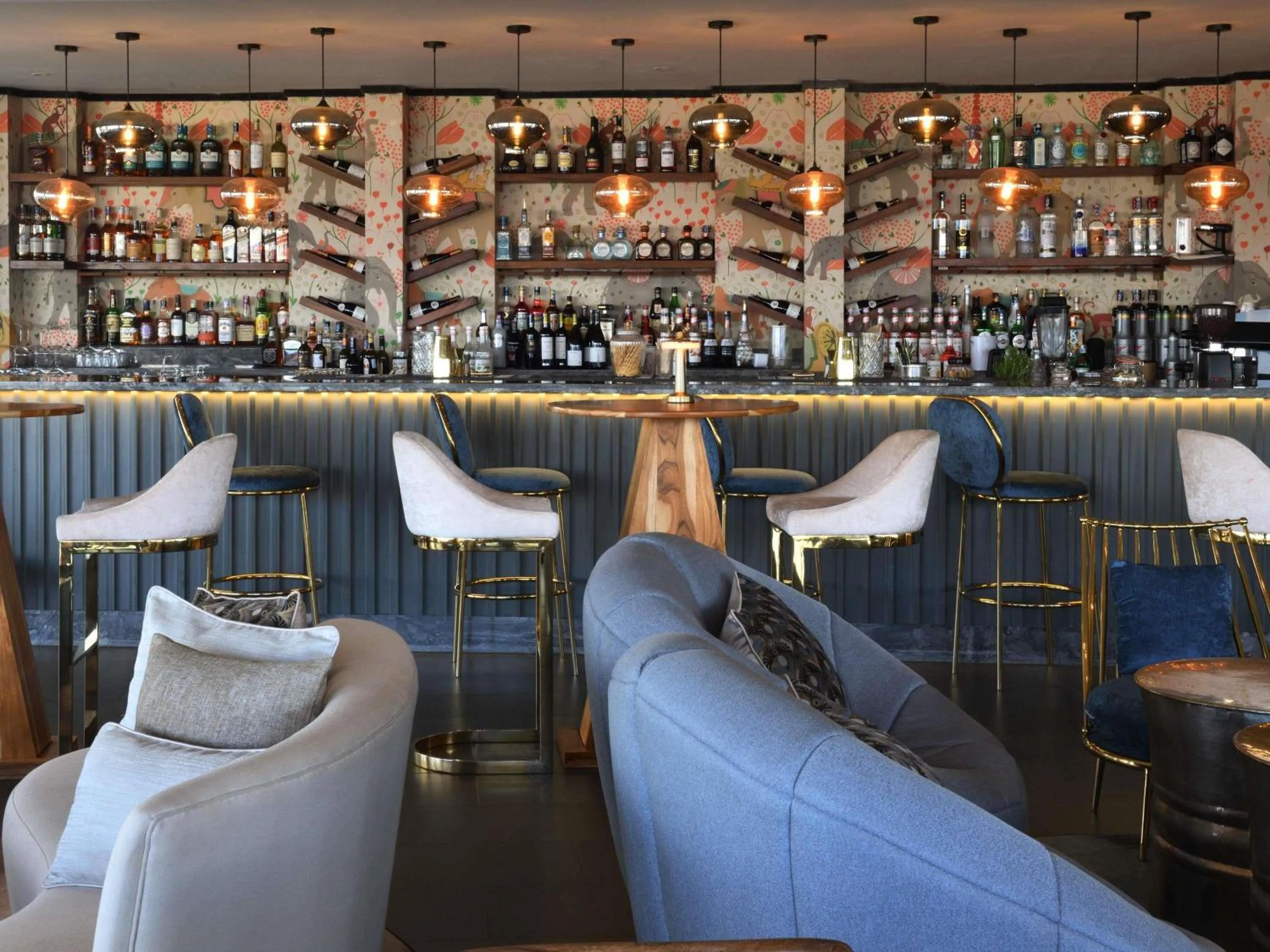 Lounge or bar in Novotel Nairobi Westlands