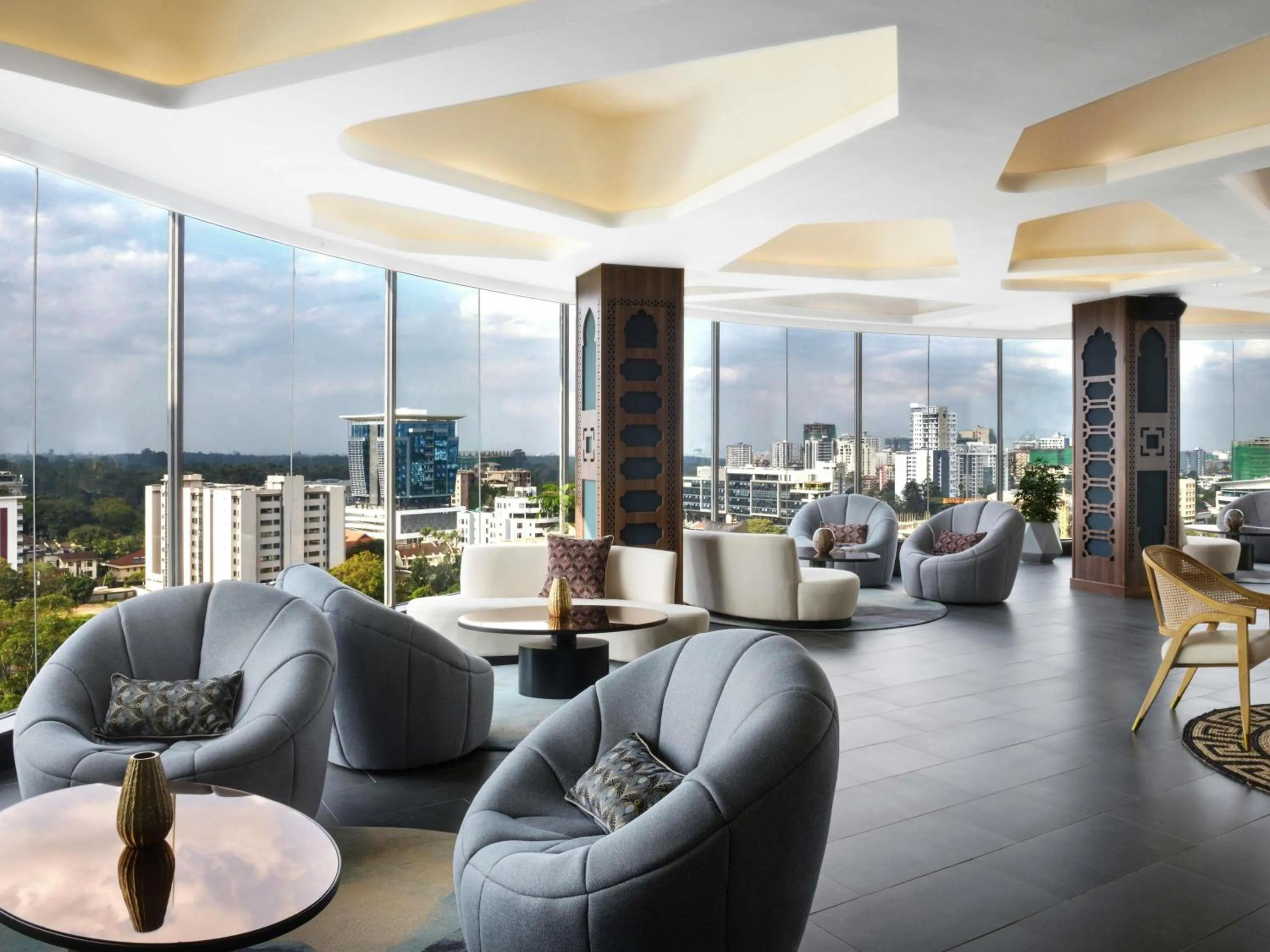 Restaurant/places to eat in Novotel Nairobi Westlands