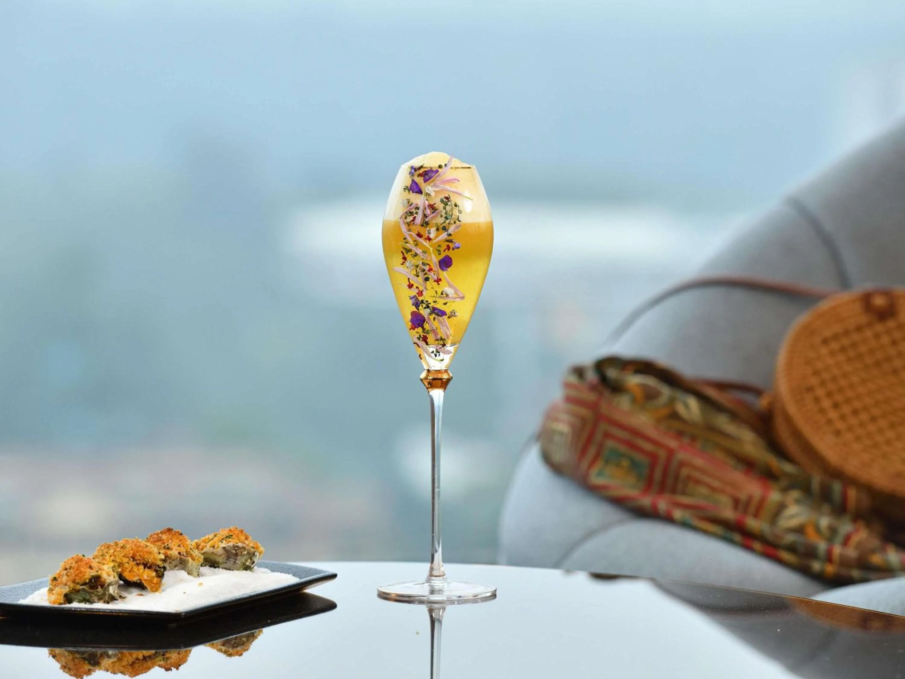 Lounge or bar in Novotel Nairobi Westlands