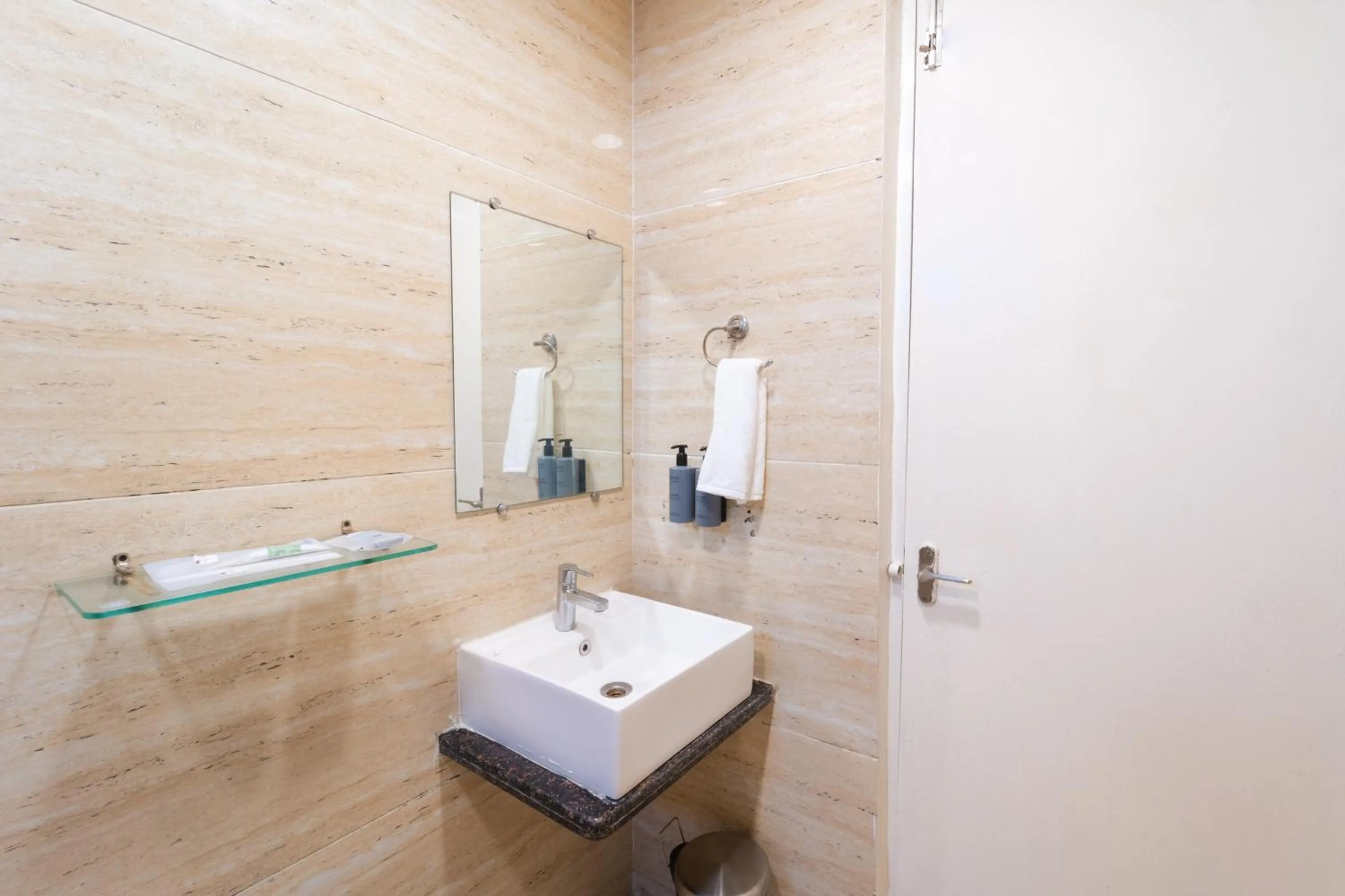 Bathroom in Playsales By Playotel Bhopal