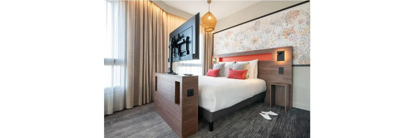 Bed in Mercure Achères St Germain en Laye