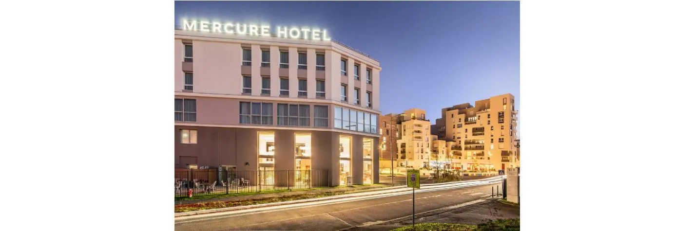 Property building in Mercure Achères St Germain en Laye