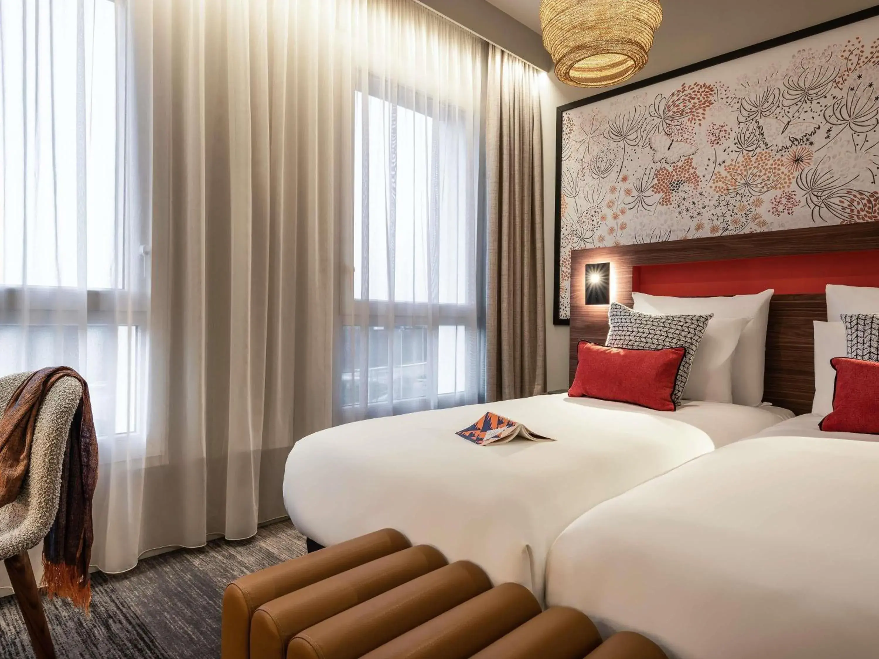 Superior Twin Room in Mercure Achères St Germain en Laye Superior Twin Room in Mercure Achères St Germain en Laye