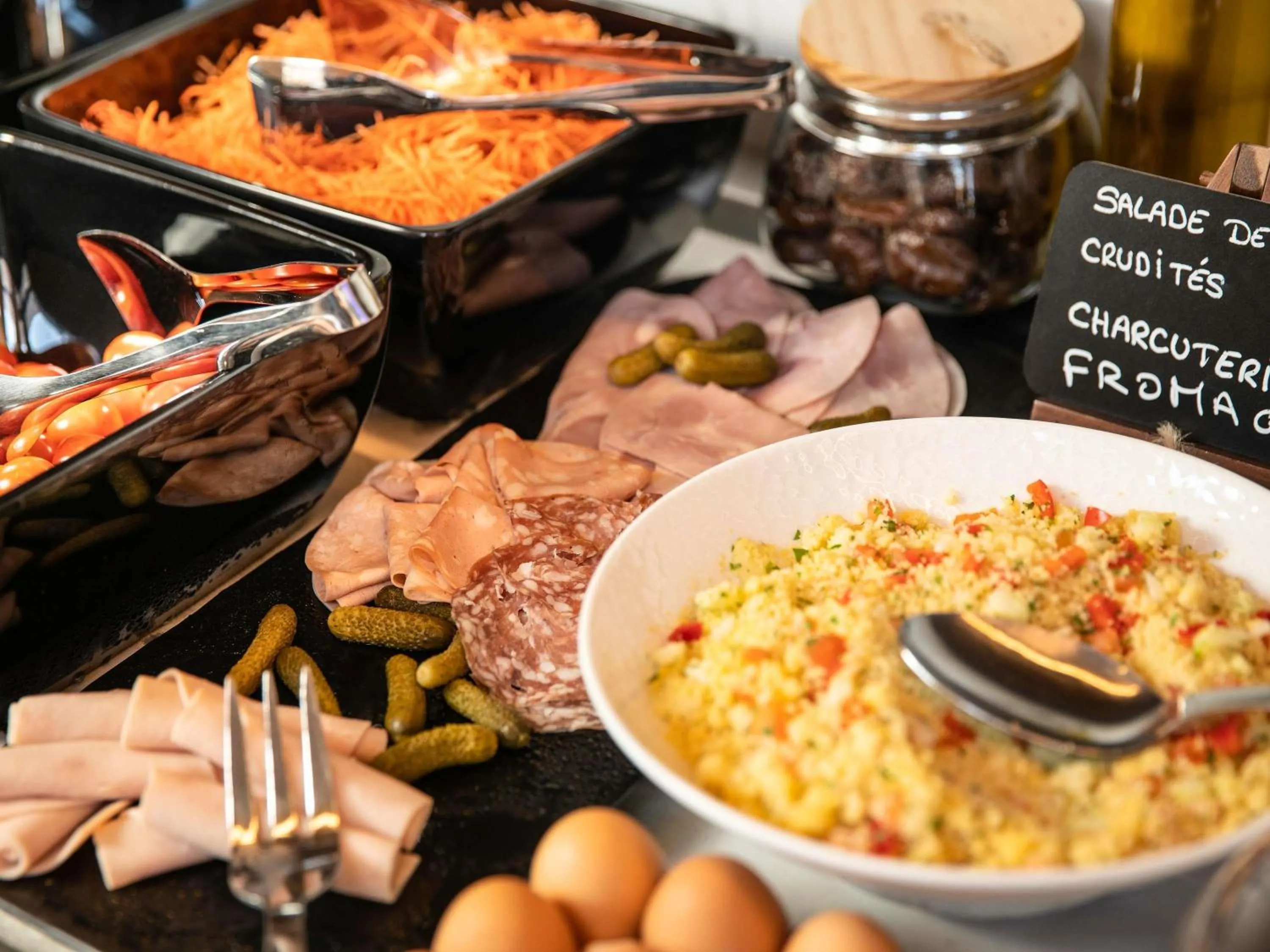 Breakfast in Mercure Achères St Germain en Laye