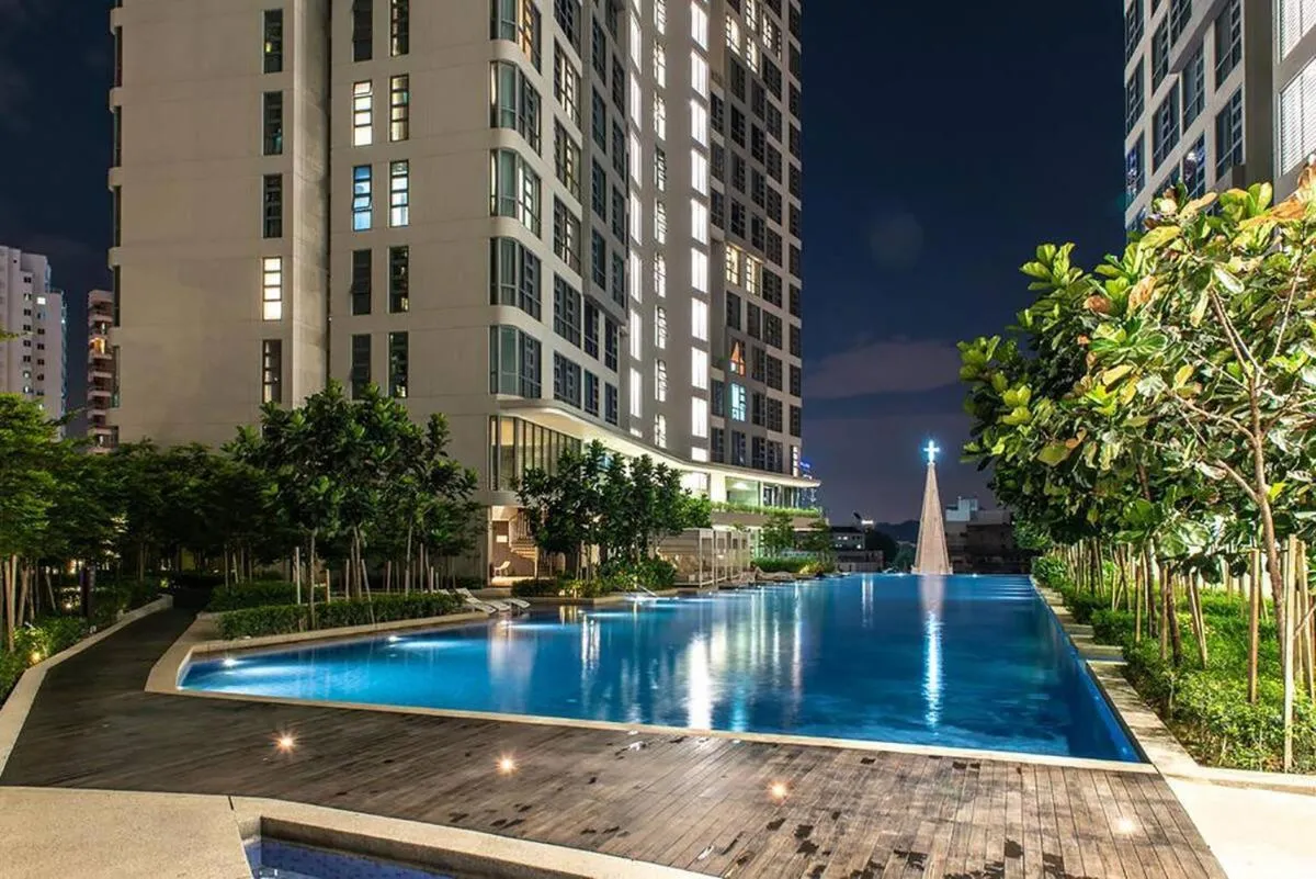 The Robertson-Bukit Bintang by PILLOWTALKS