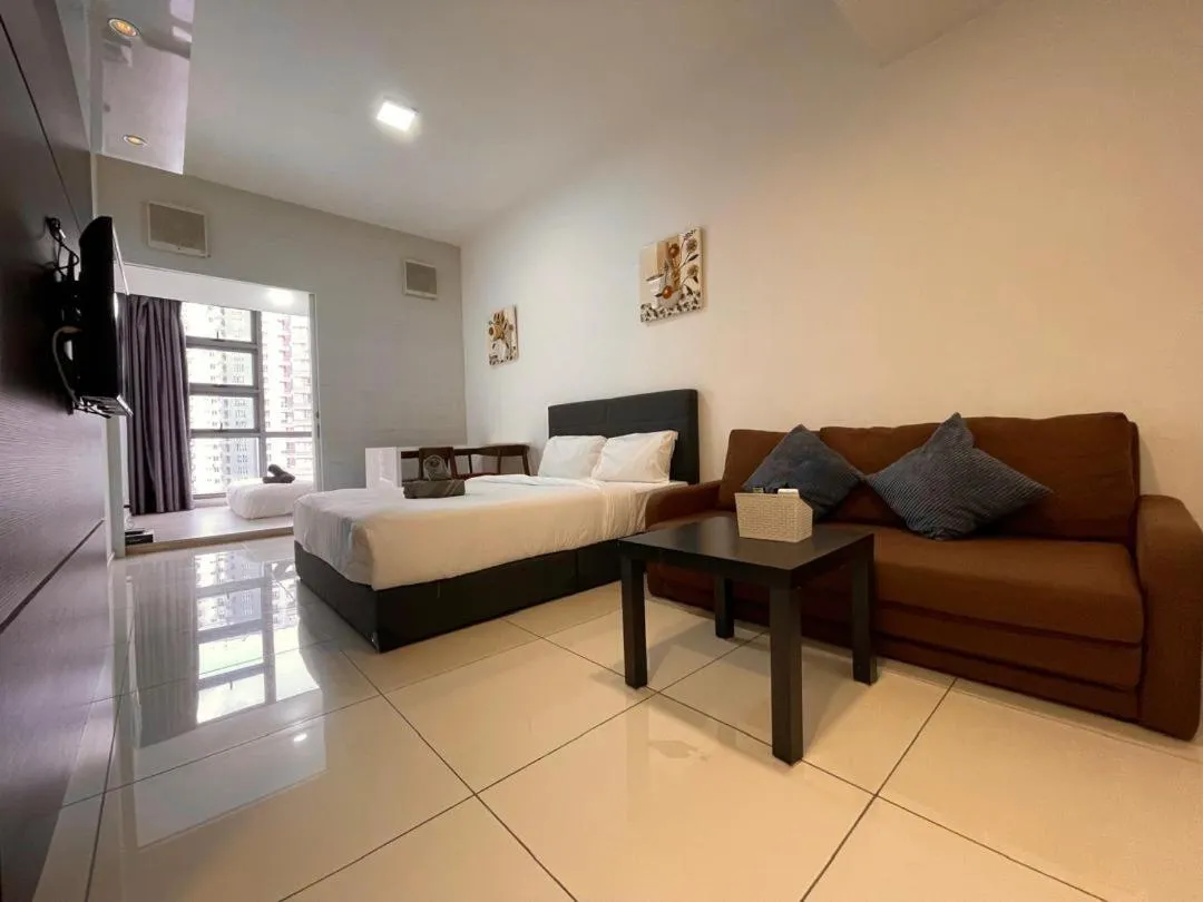 Bed in The Robertson-Bukit Bintang by PILLOWTALKS