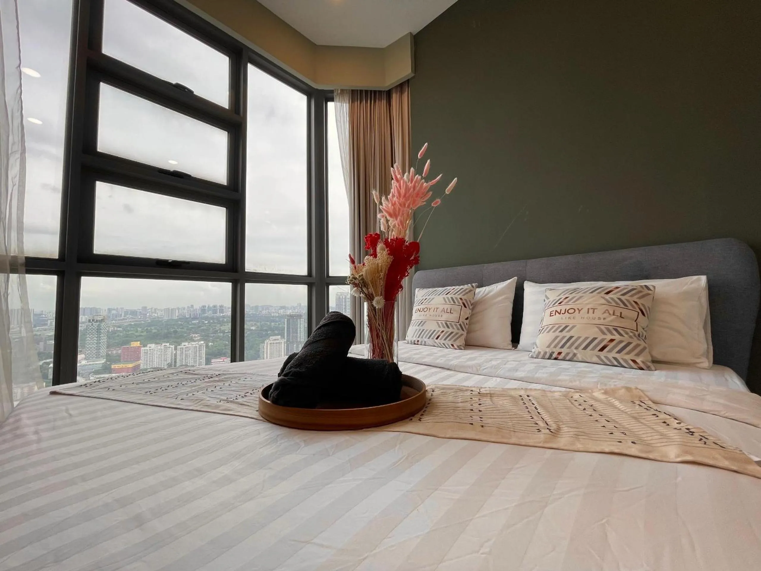 Bed in The Robertson-Bukit Bintang by PILLOWTALKS