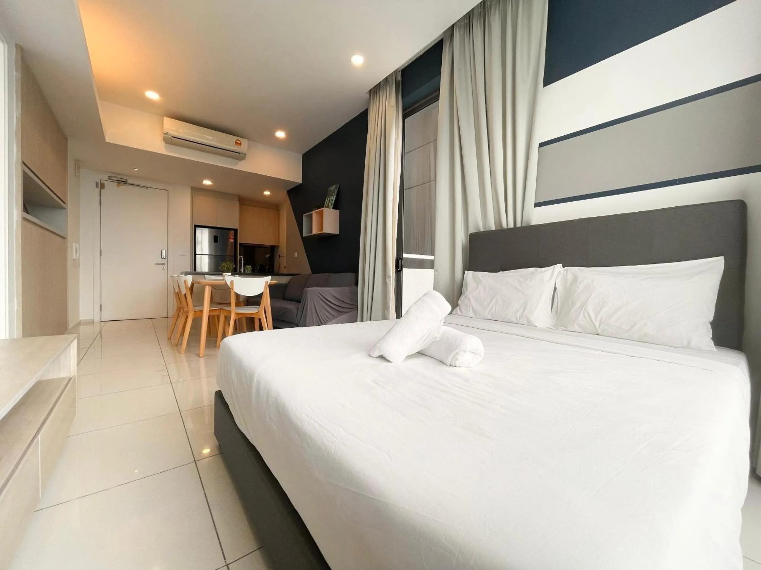 Bed in The Robertson-Bukit Bintang by PILLOWTALKS