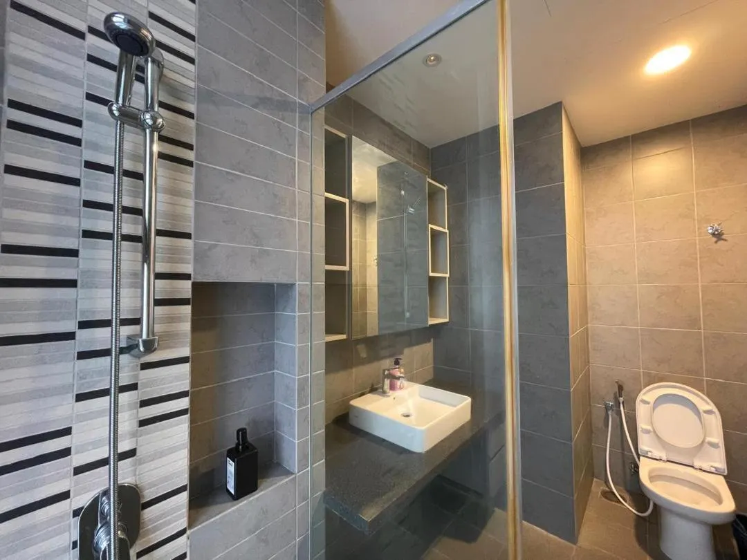 The Robertson-Bukit Bintang by PILLOWTALKS