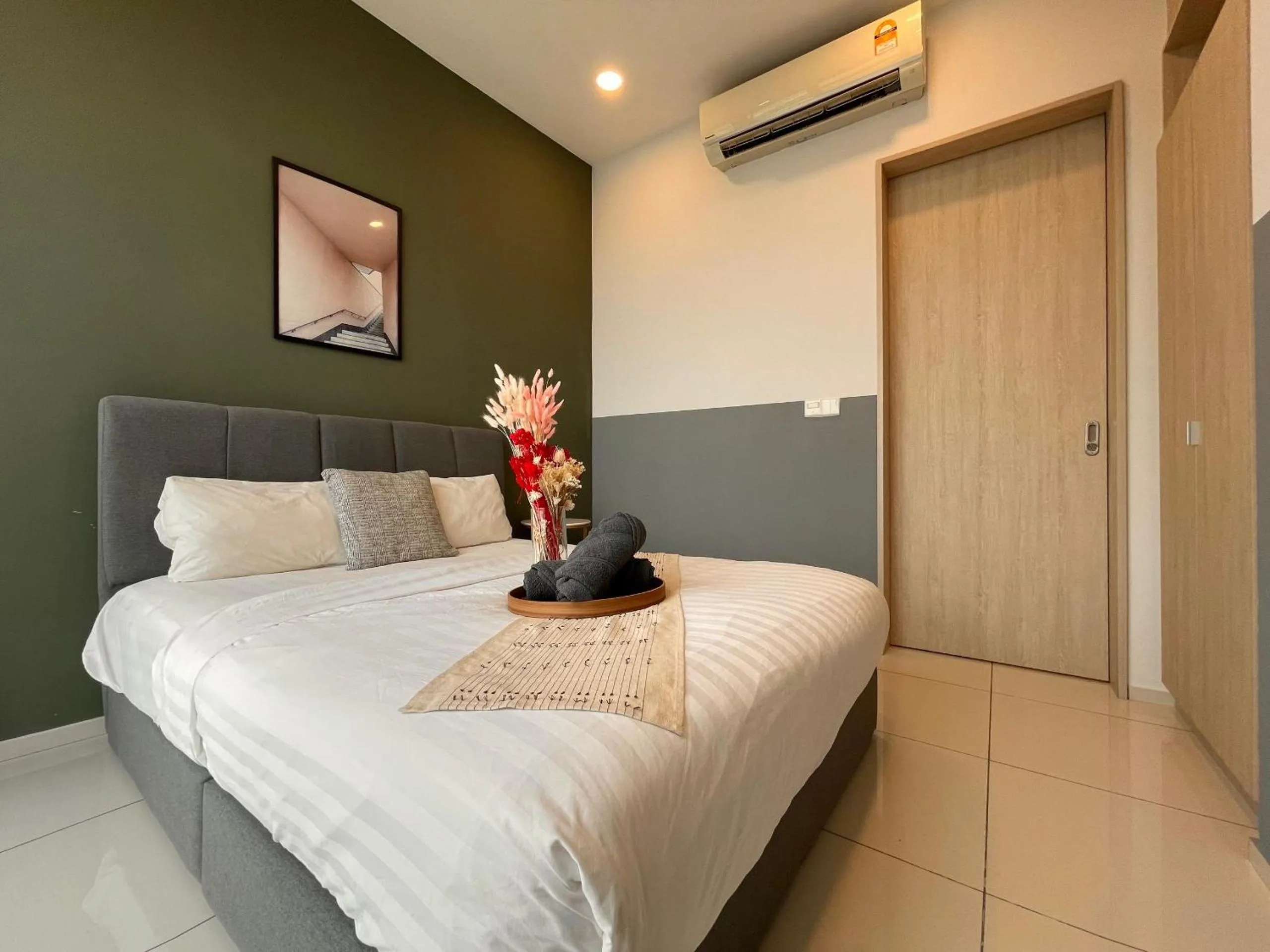 Bed in The Robertson-Bukit Bintang by PILLOWTALKS