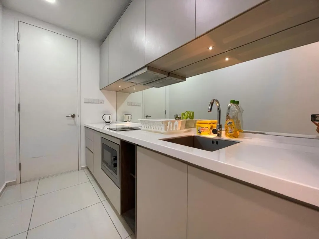 The Robertson-Bukit Bintang by PILLOWTALKS