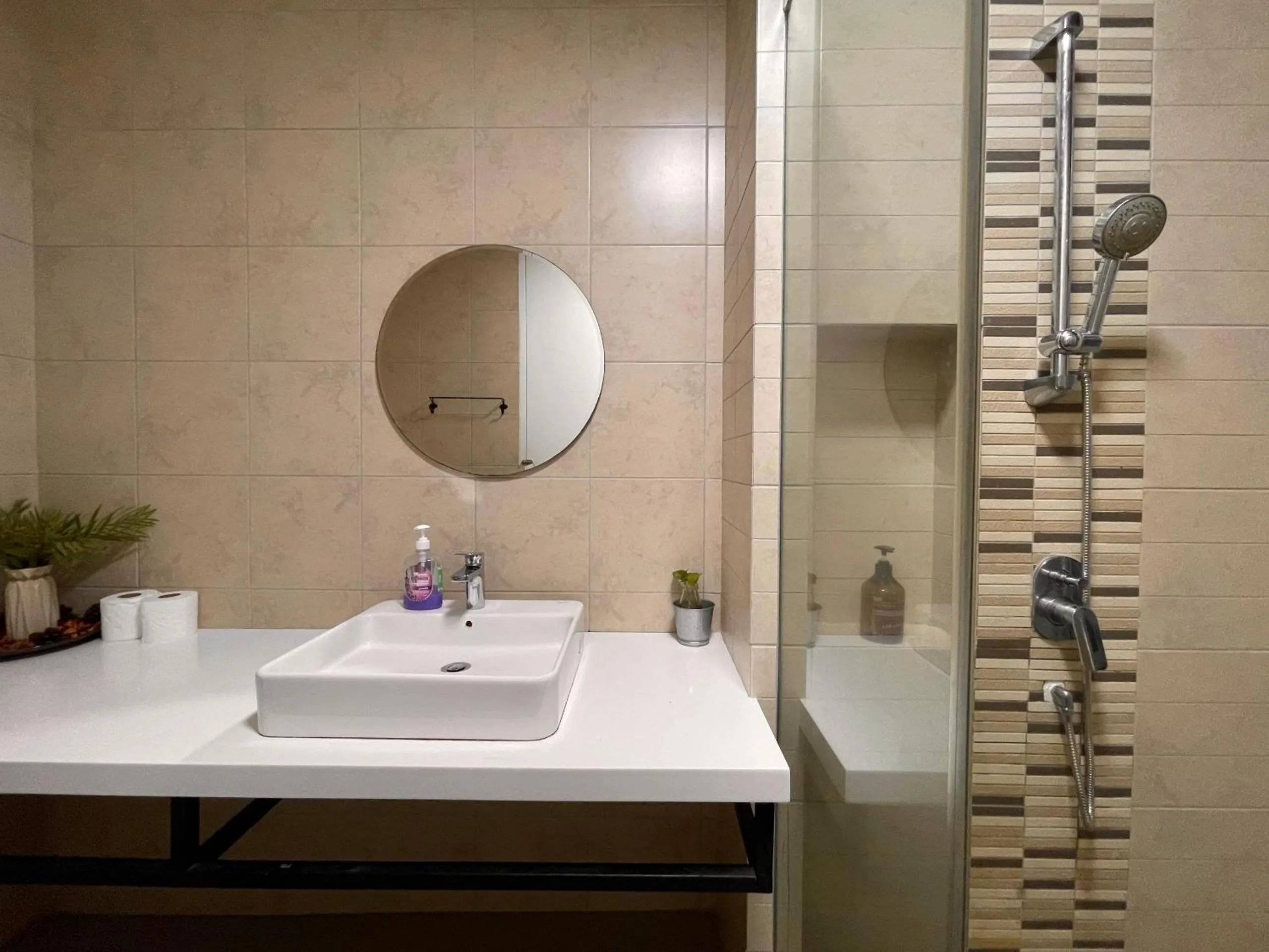 The Robertson-Bukit Bintang by PILLOWTALKS