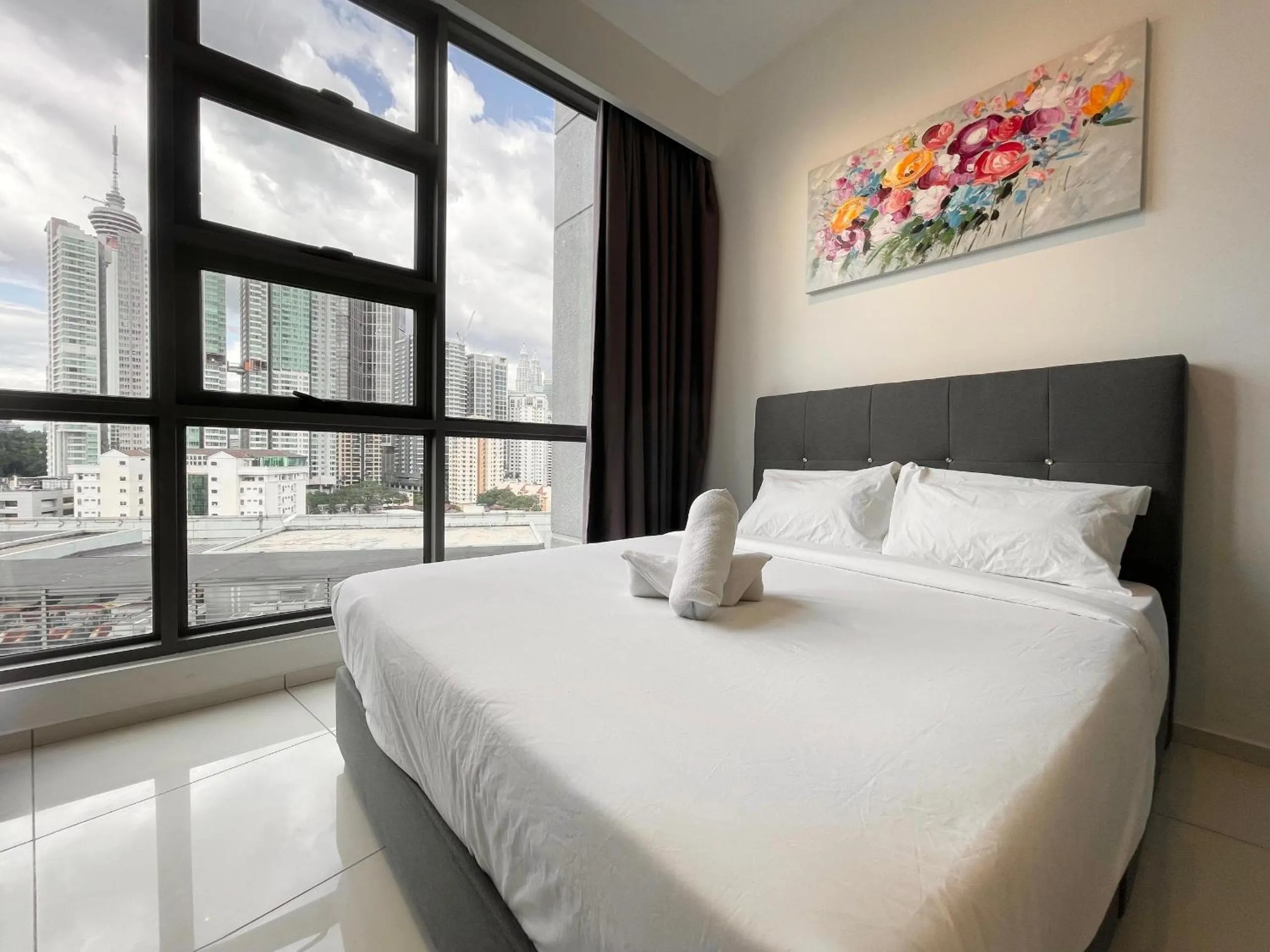 Bed in The Robertson-Bukit Bintang by PILLOWTALKS