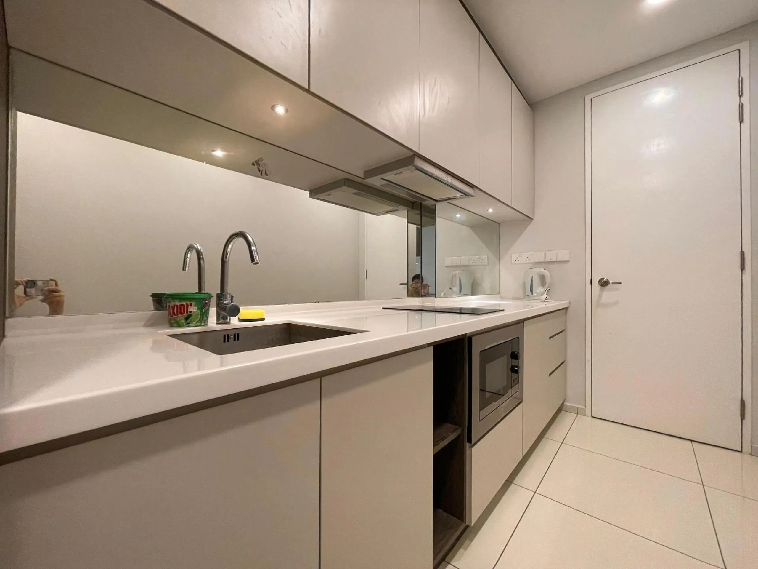 The Robertson-Bukit Bintang by PILLOWTALKS