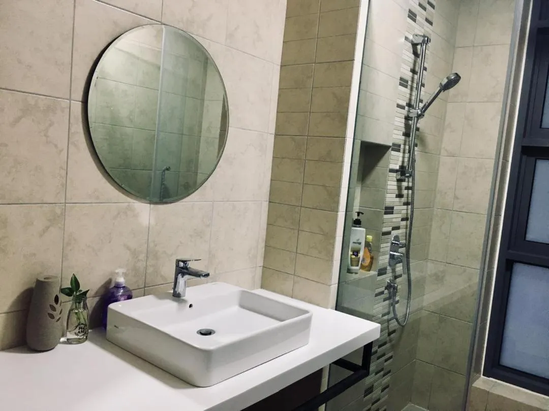 The Robertson-Bukit Bintang by PILLOWTALKS