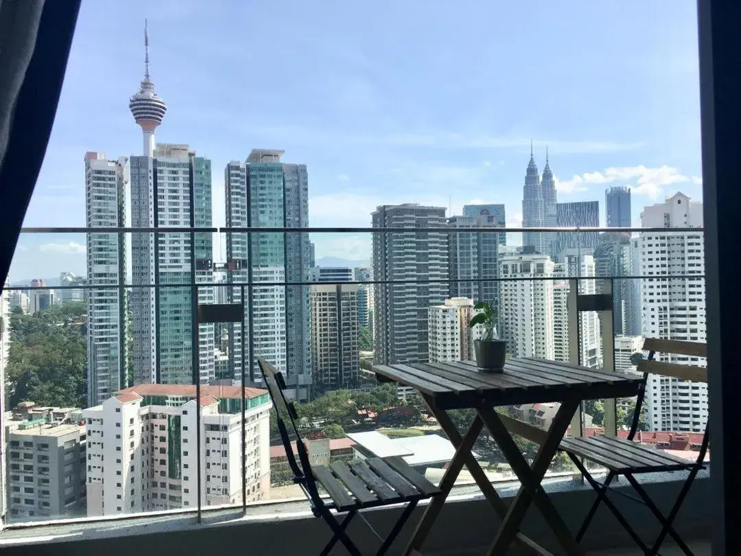 Family Suite with Balcony in The Robertson-Bukit Bintang by PILLOWTALKS Family Suite with Balcony in The Robertson-Bukit Bintang by PILLOWTALKS