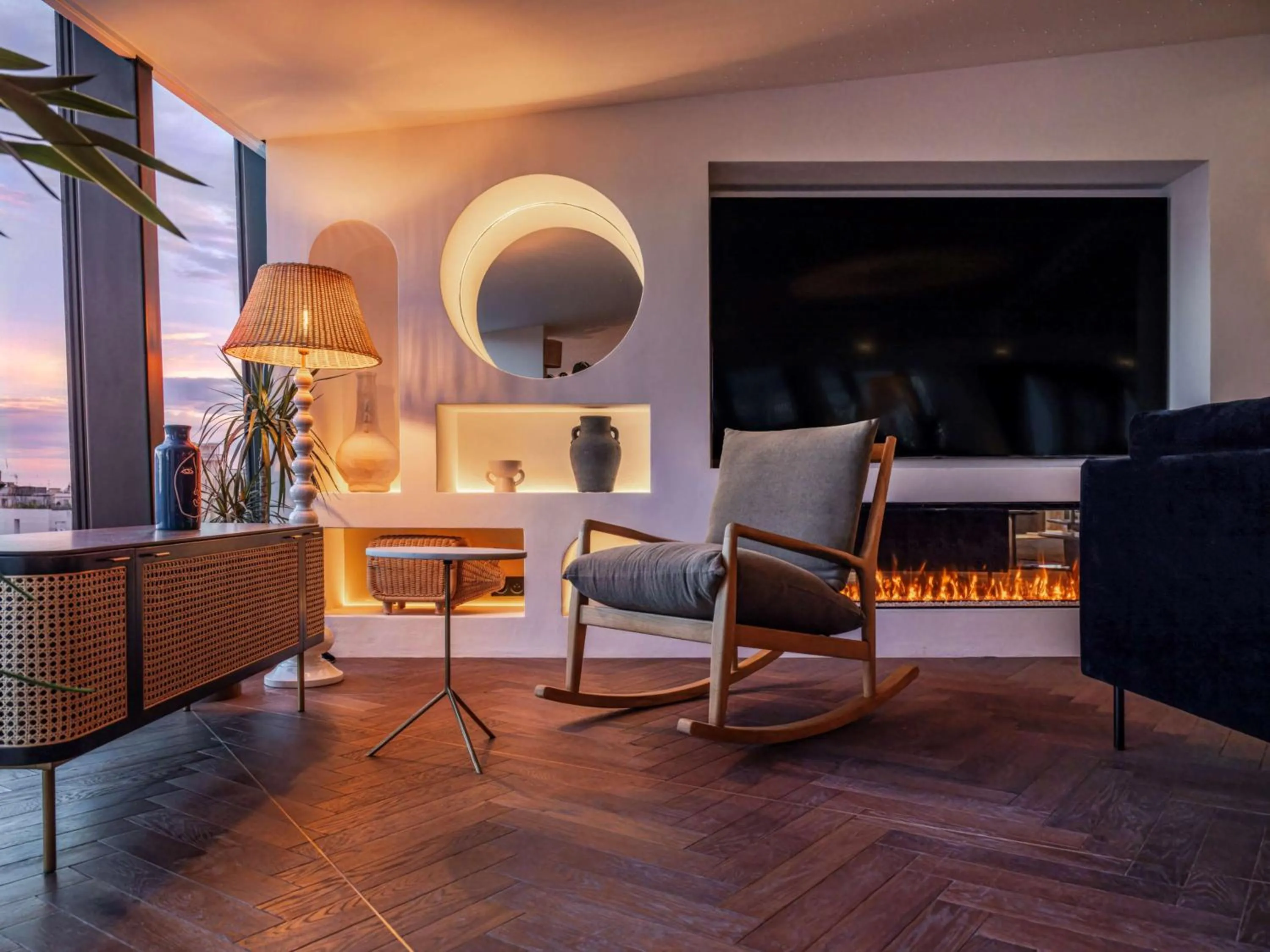 Lounge or bar in Doubletree By Hilton Nice Centre Iconic