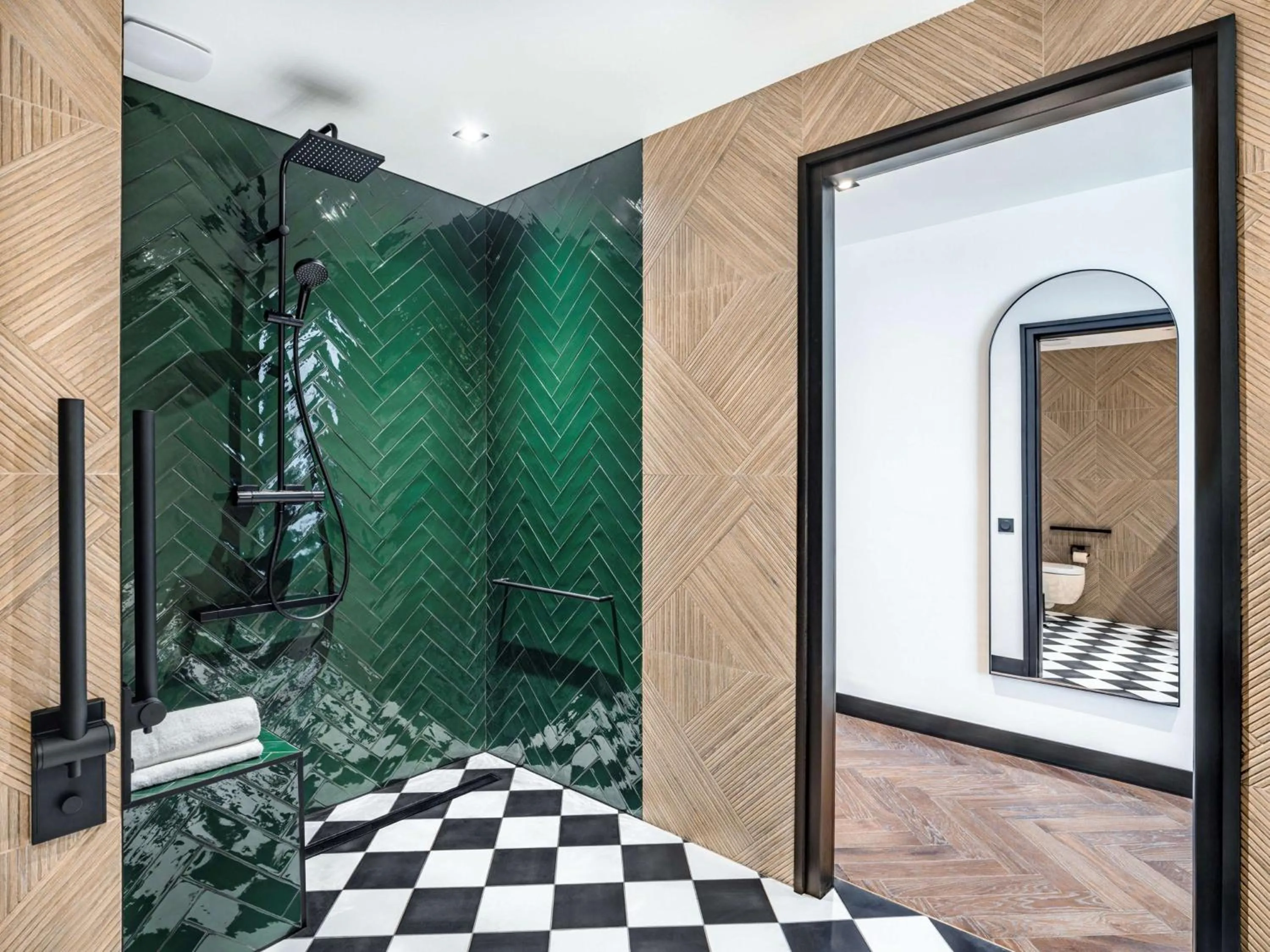 Bathroom in Doubletree By Hilton Nice Centre Iconic