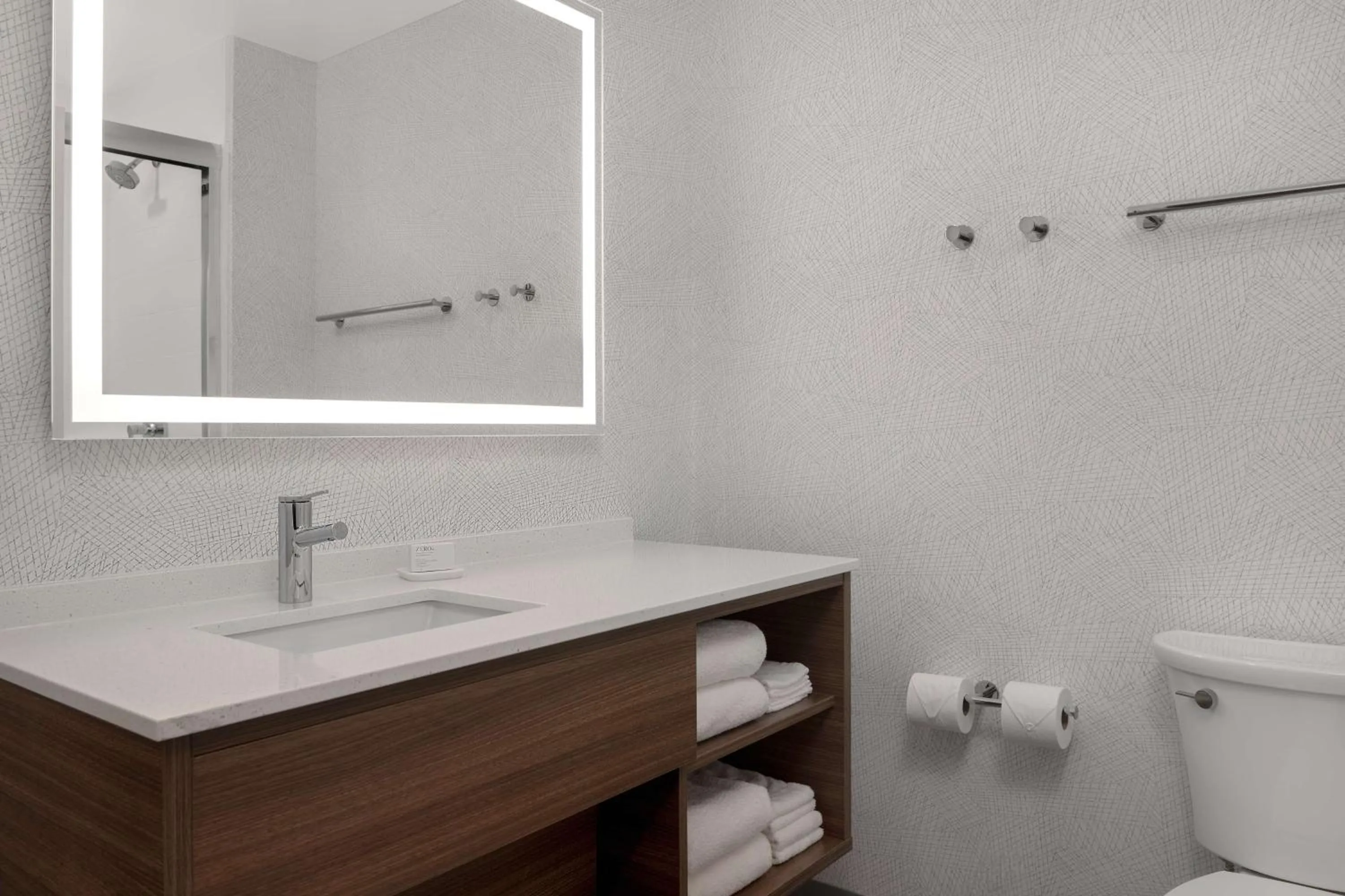 Bathroom in Home2 Suites By Hilton Sheboygan