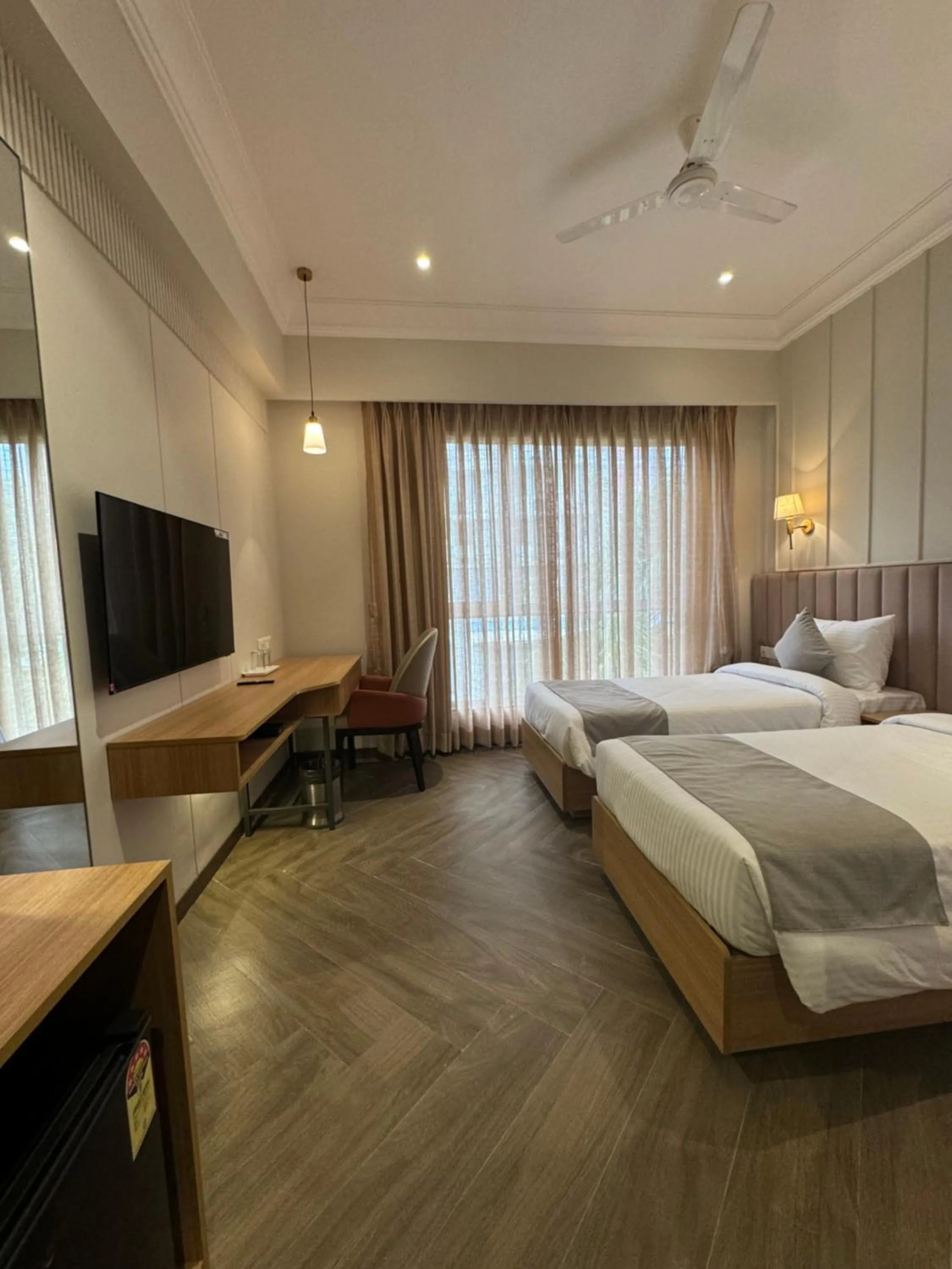Bedroom, Bed in Hotel Mumbai House Mindspace Malad