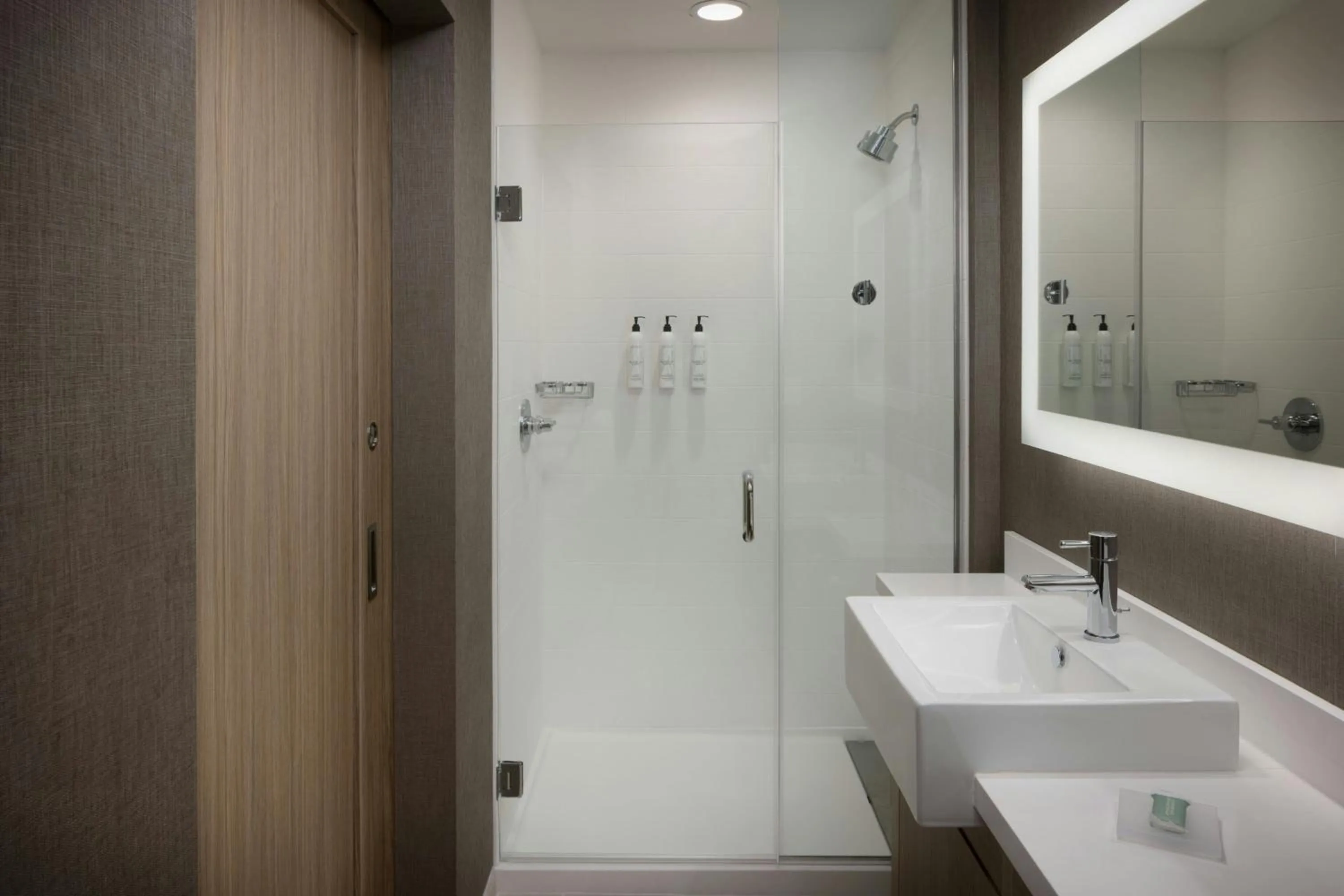 Bathroom in SpringHill Suites by Marriott Bowling Green