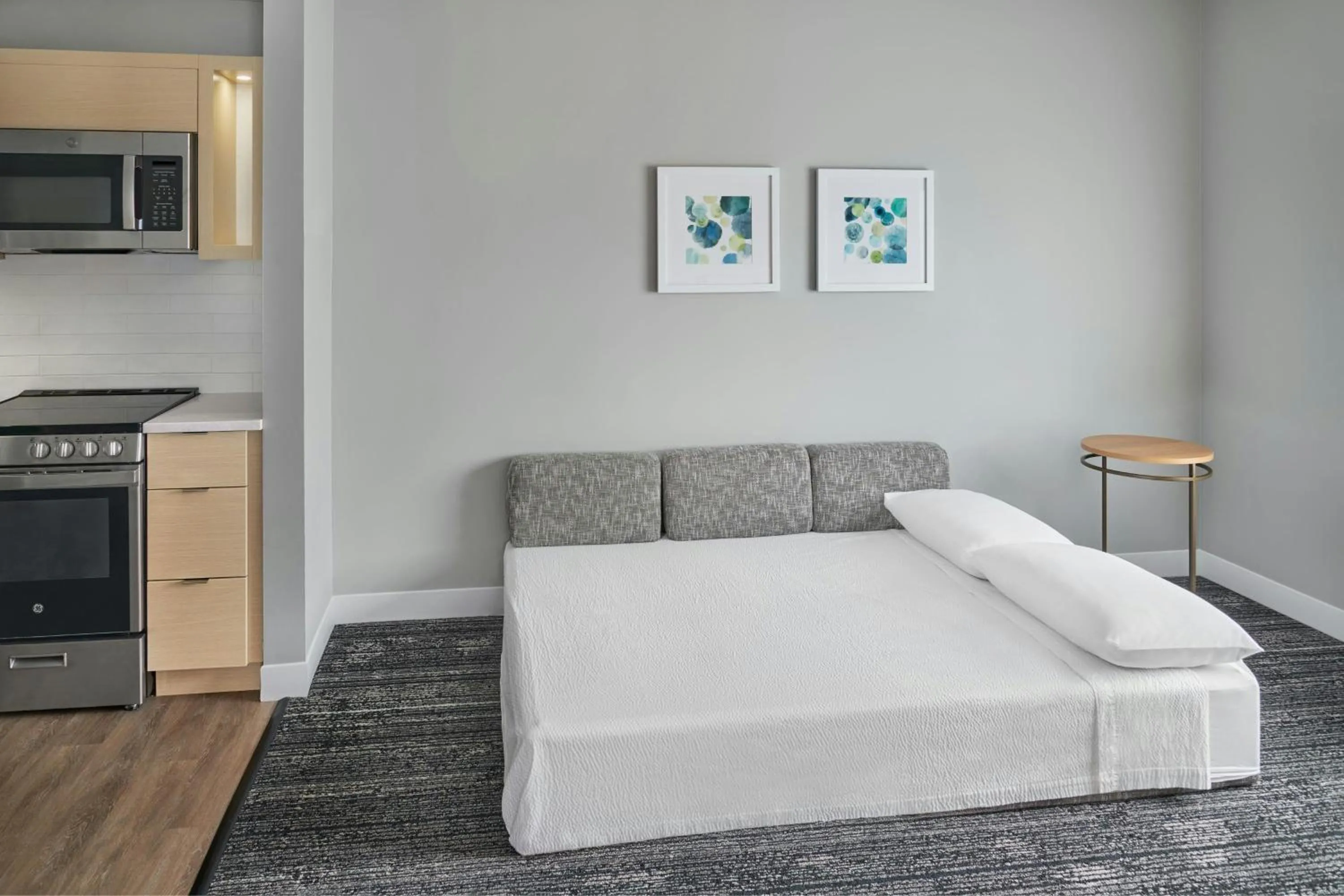 Bedroom, Bed in TownePlace Suites by Marriott Calhoun