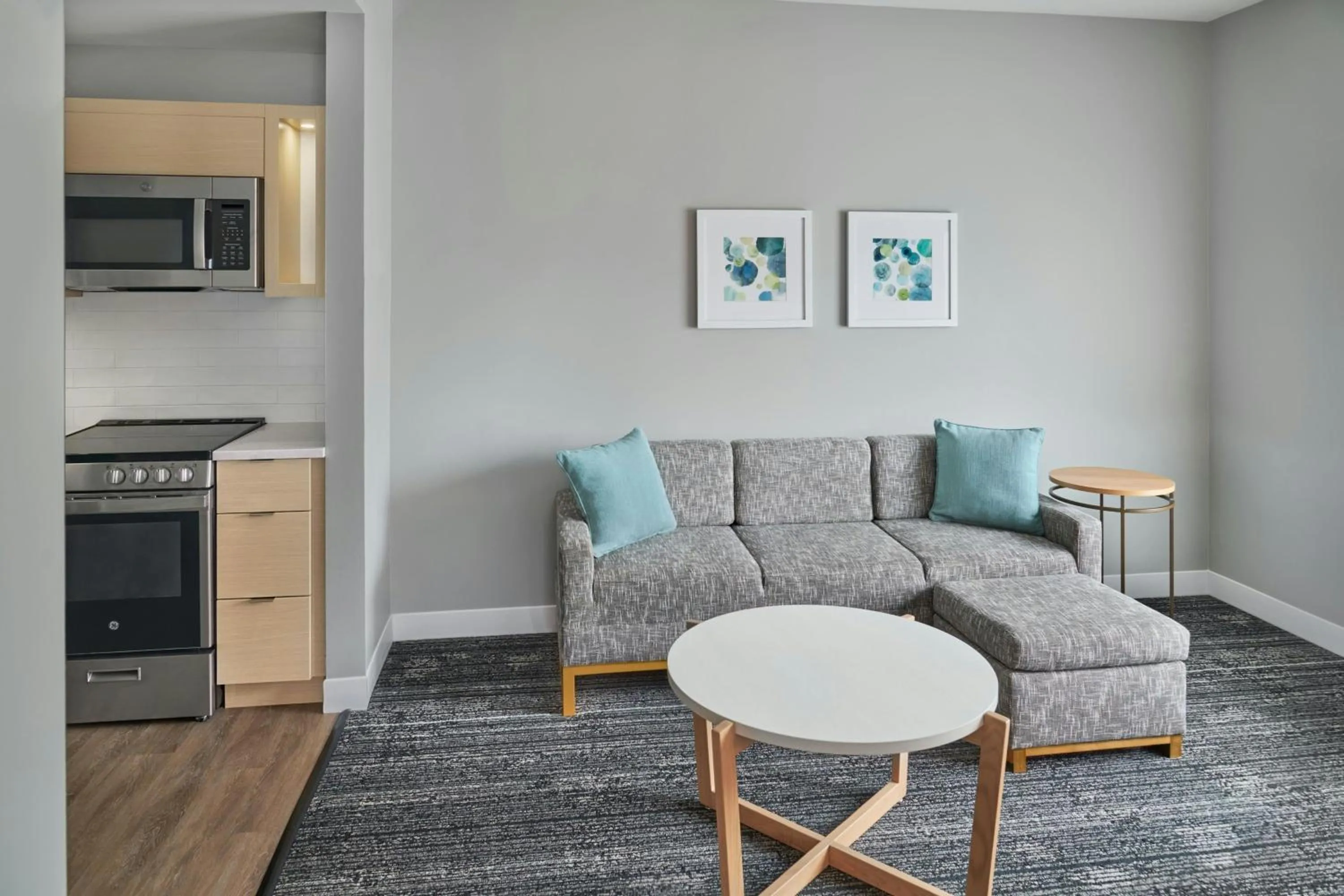 Living room in TownePlace Suites by Marriott Calhoun