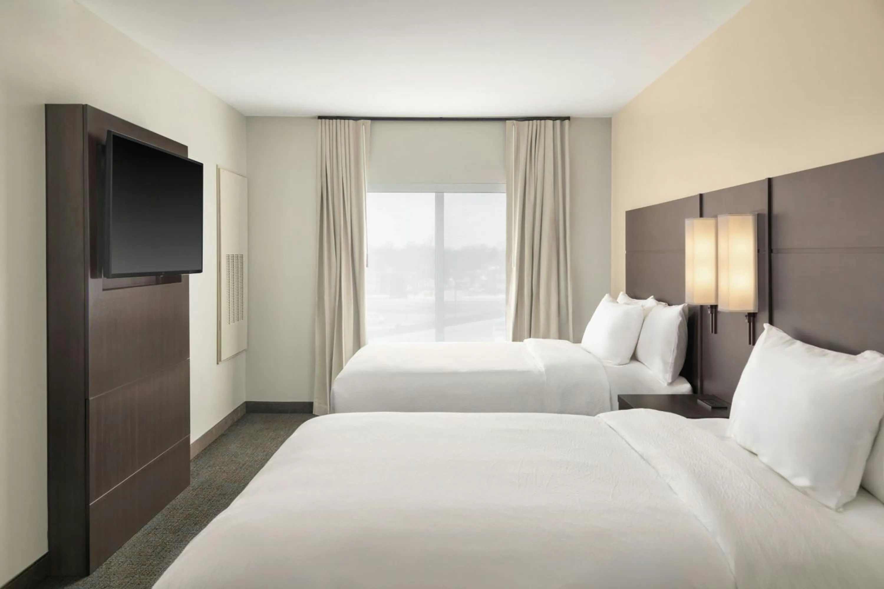 Bedroom, Bed in Residence Inn by Marriott Detroit Dearborn