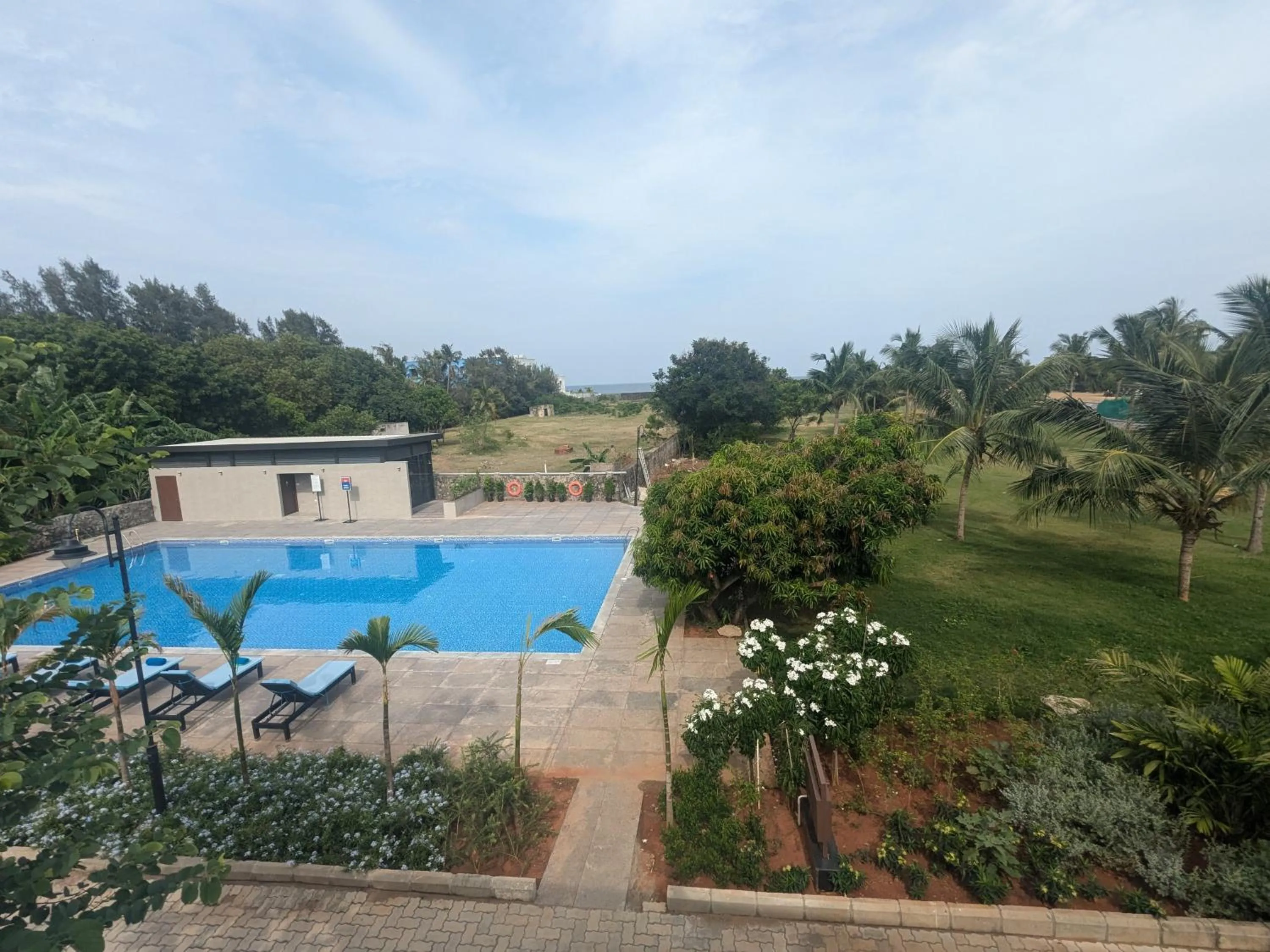 Swimming pool in Fortune Beach Resort ECR, Chennai - Member ITC Hotels' Group