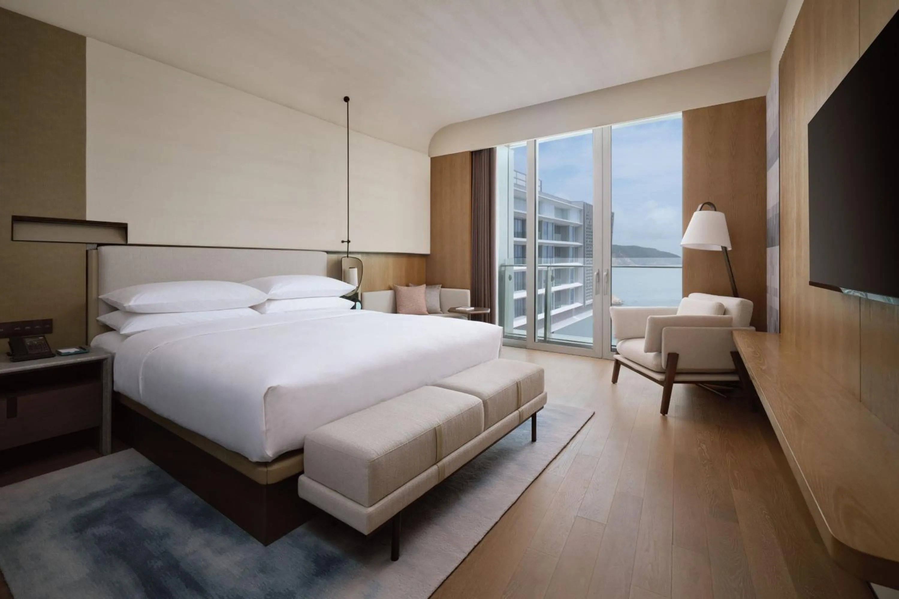 Bedroom, Bed in Zhuhai Dong'ao Island Marriott Resort and Spa