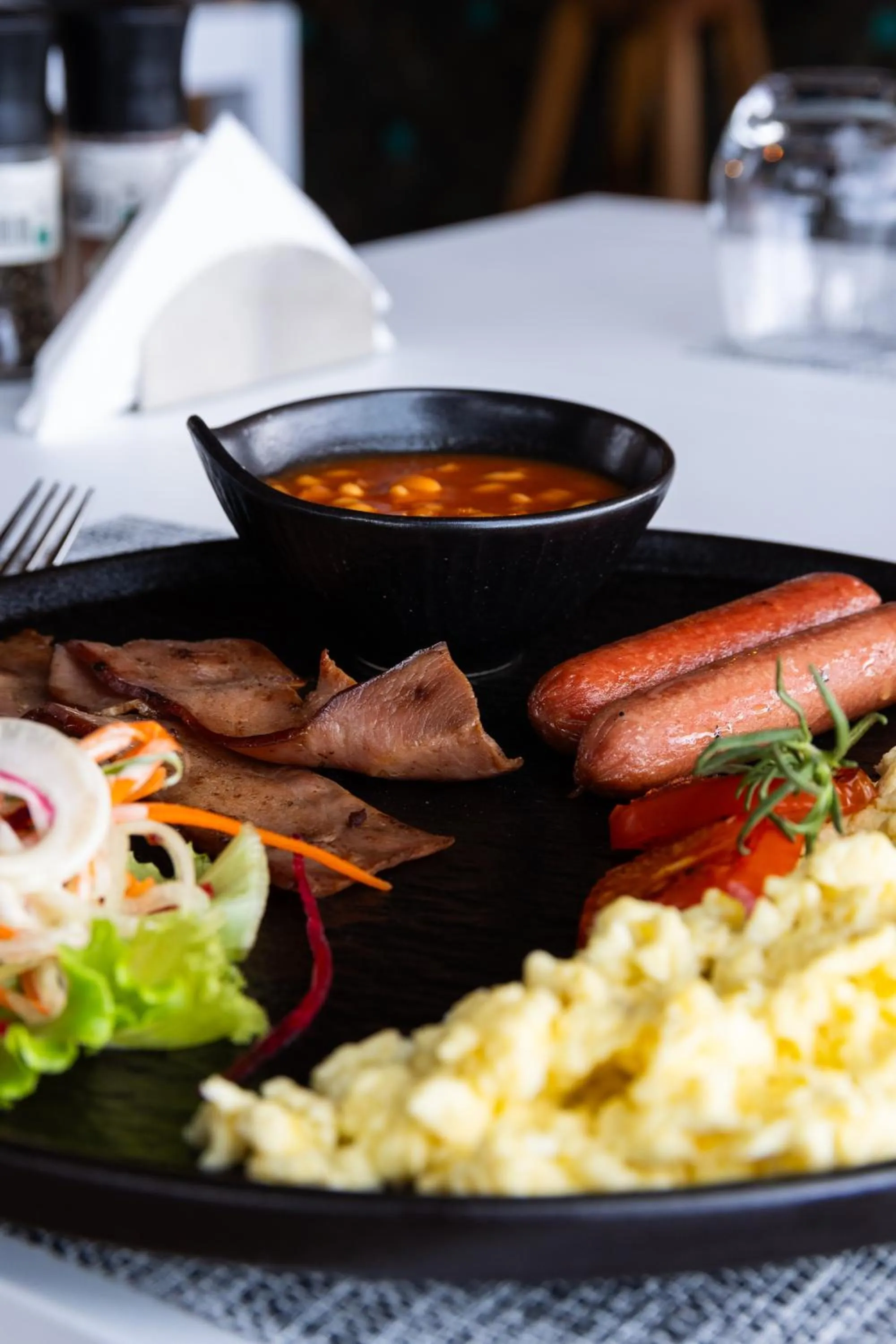 Restaurant/places to eat in Azure Beach Boutique Hotel