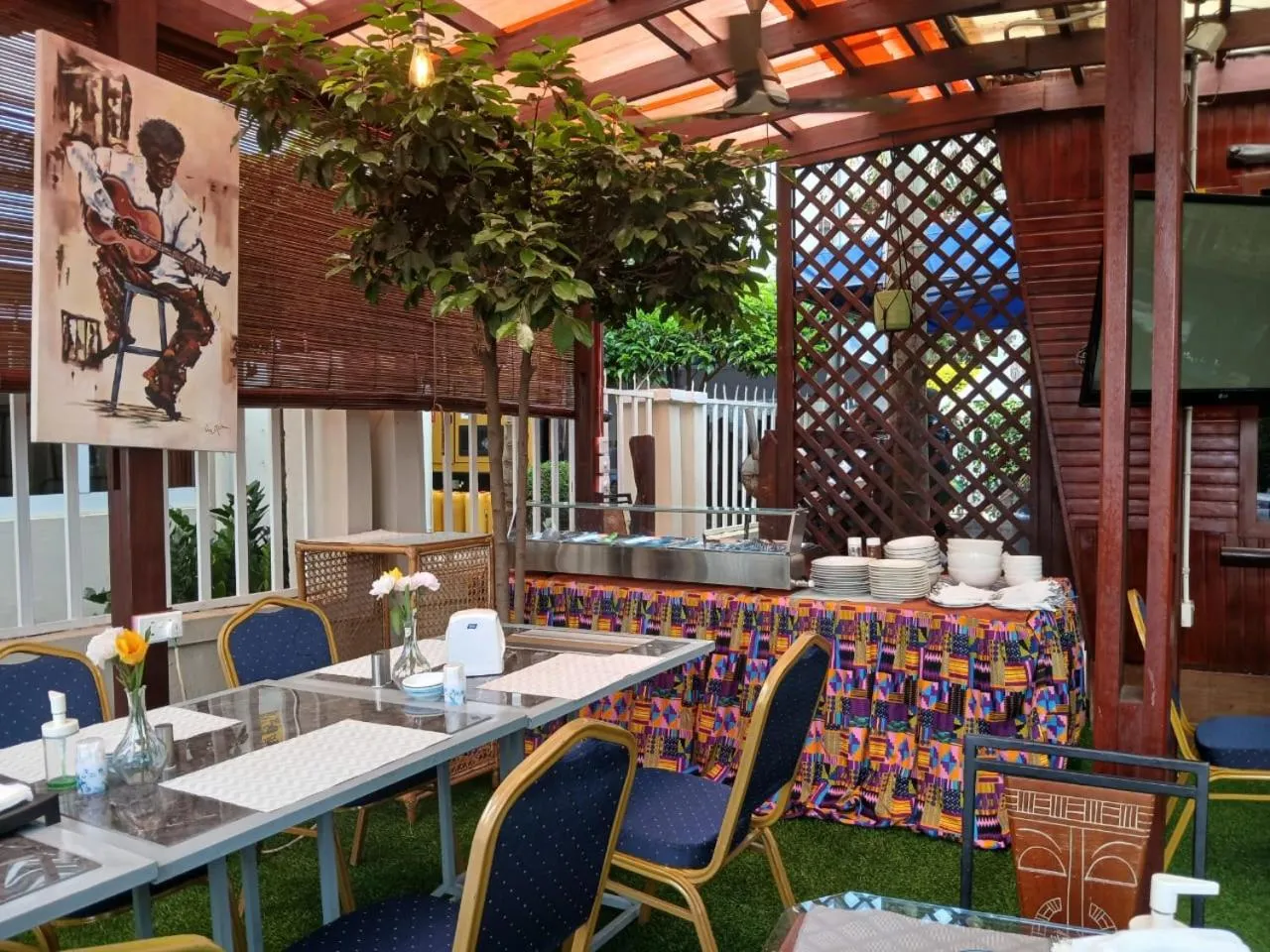 Restaurant/places to eat in Asantewaa Premier Hotel