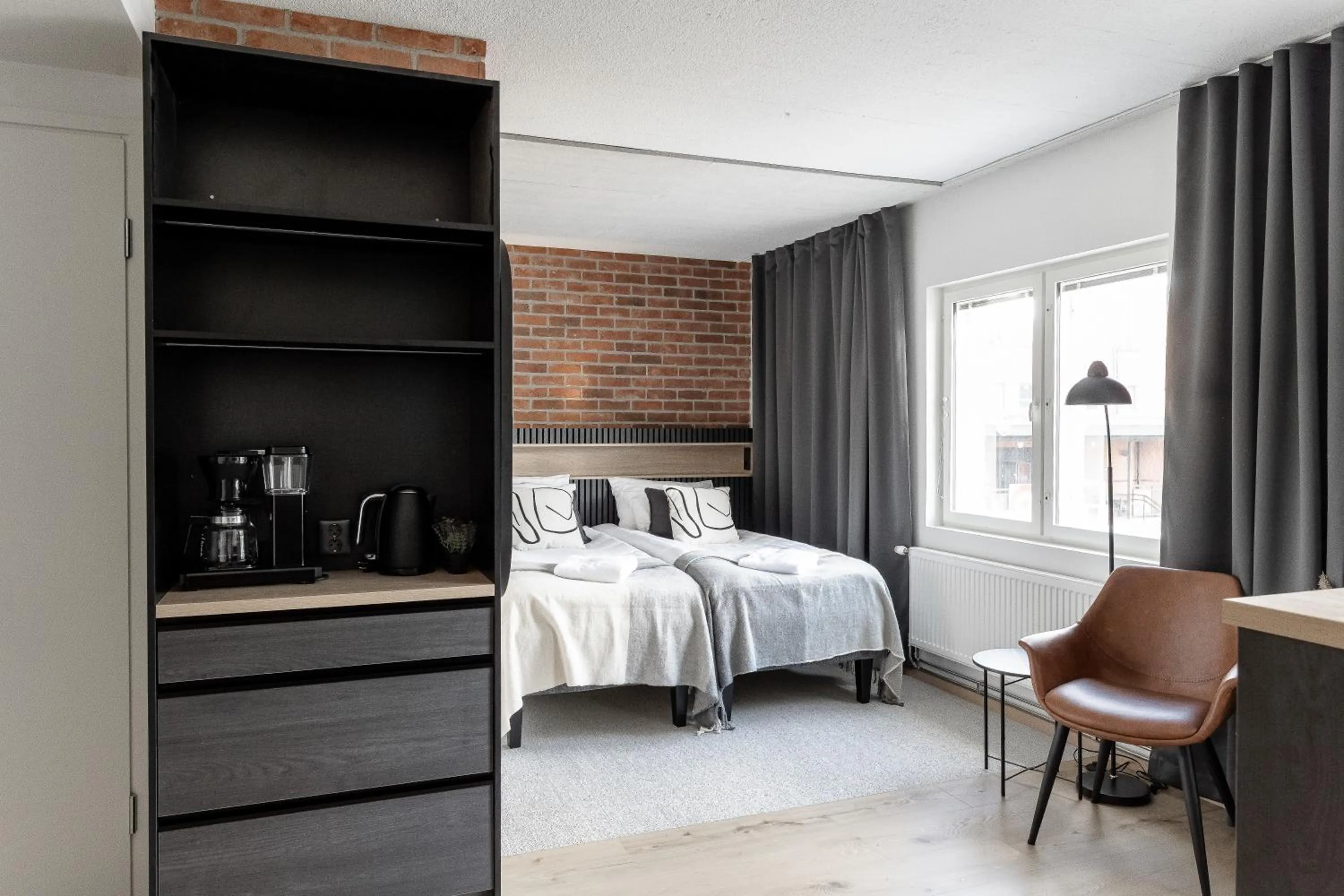 Bed in Frans & Frans - Hotel and Apartments by UHANDA