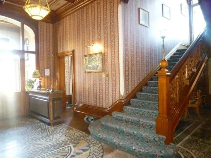 Lobby or reception in Purbeck House Hotel & Louisa Lodge