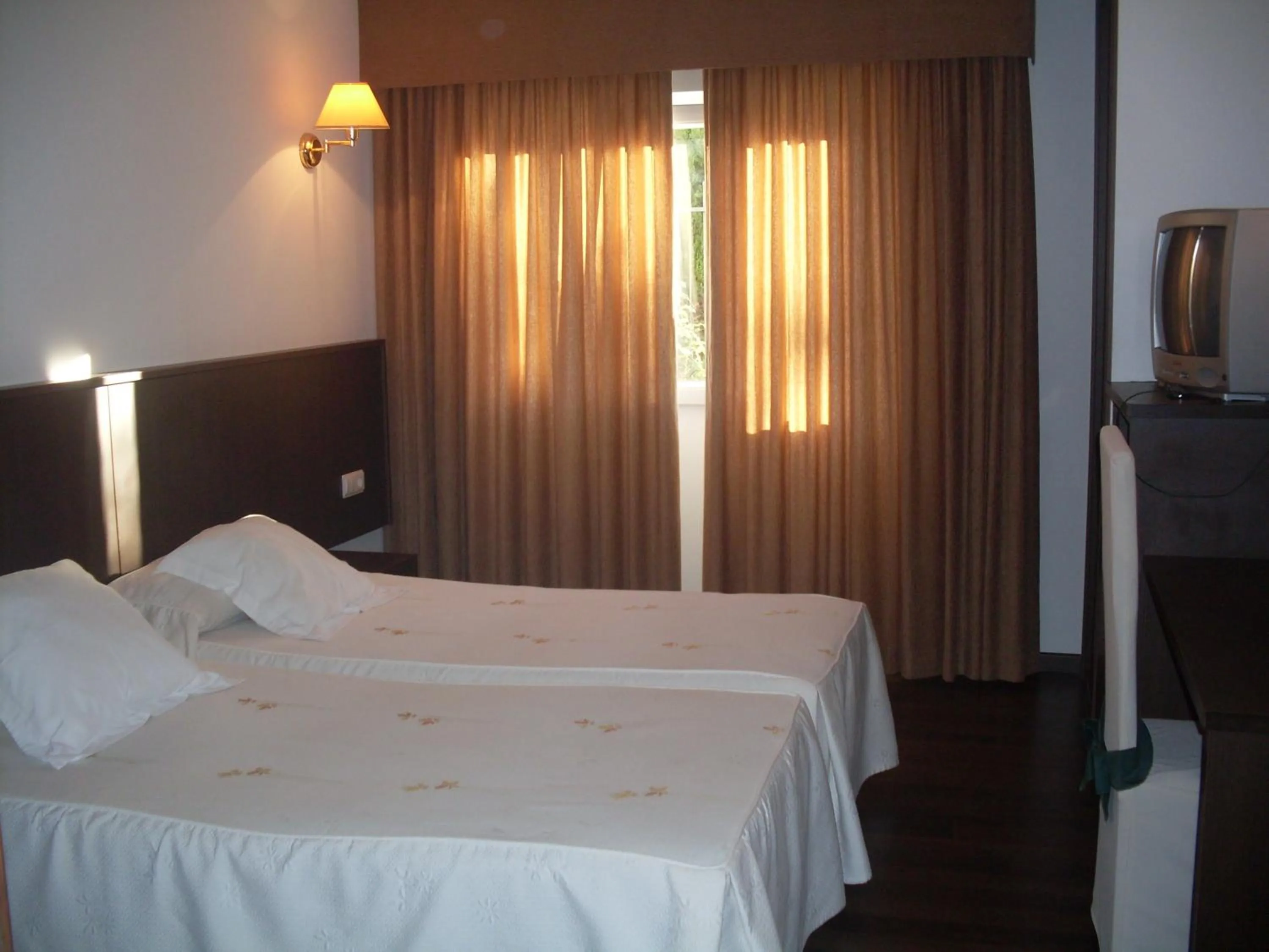 Photo of the whole room, Bed in Hotel Park