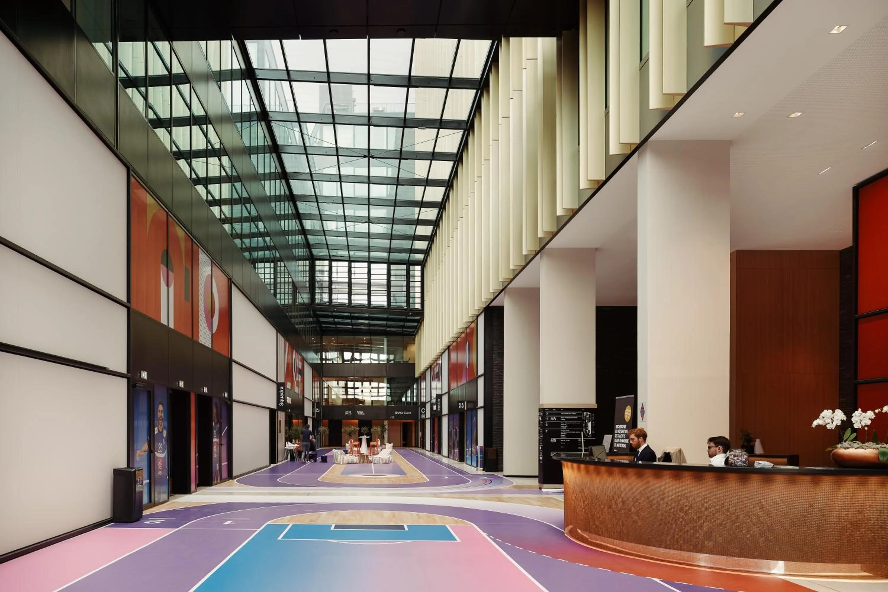 Property building in Edgar Suites Lille - Shake