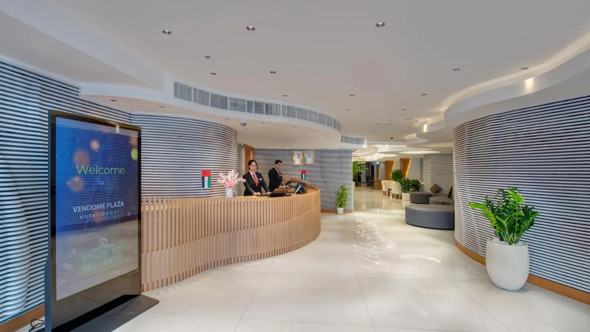 Lobby or reception in Vendome Plaza Hotel