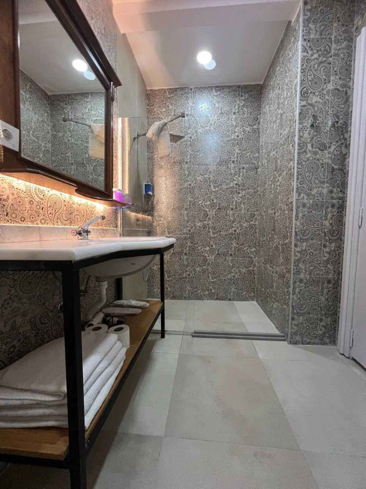 Bathroom in Aria Palace Taksim