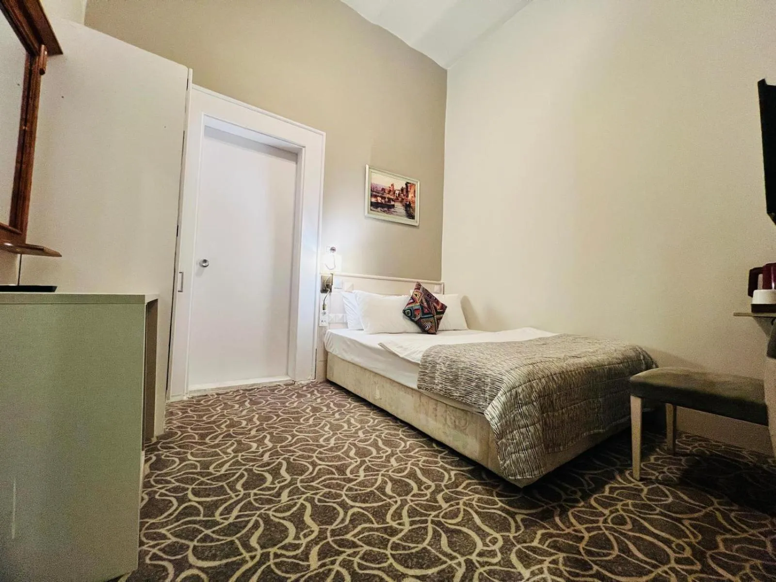 Bedroom, Bed in Aria Palace Taksim