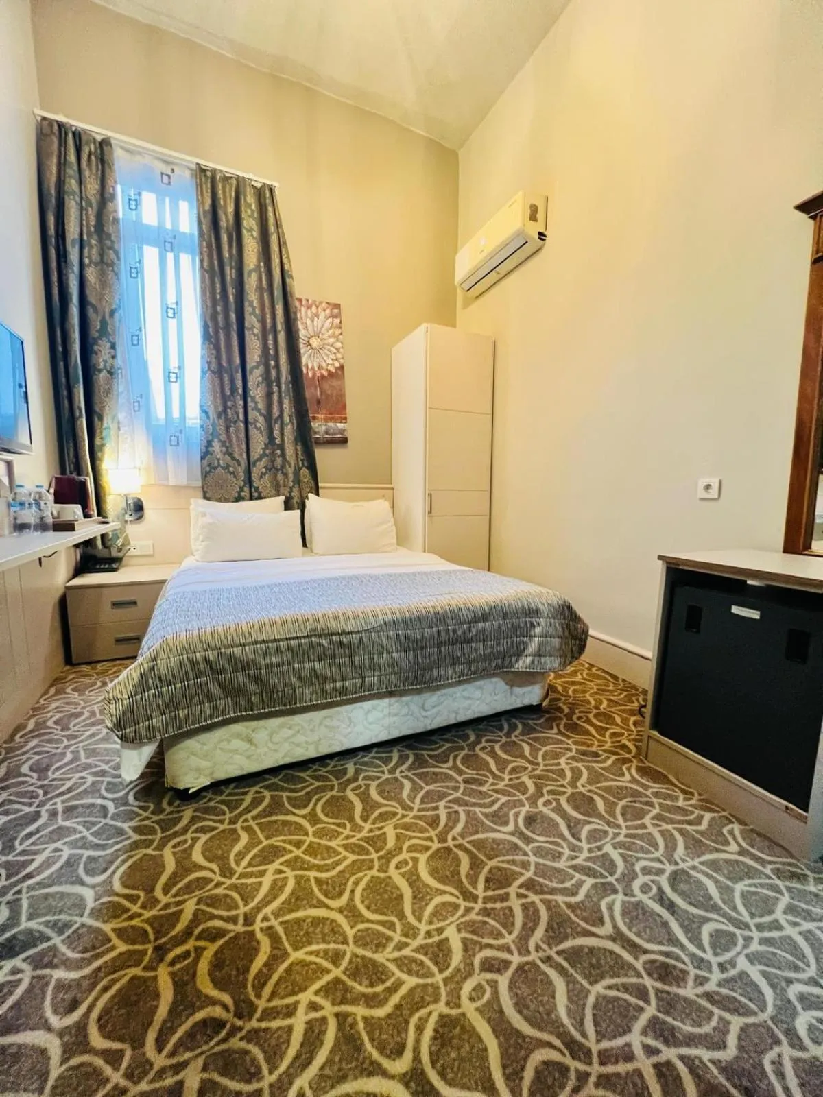 Bedroom, Bed in Aria Palace Taksim